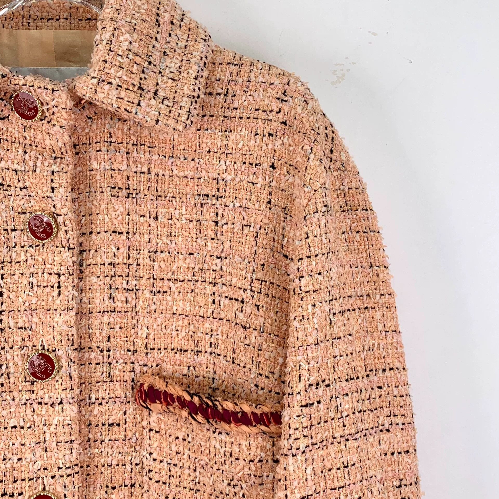 Chanel chanel orange tweed button-up jacket Size US M / EU 48-50 / 2 - 3 Thumbnail
