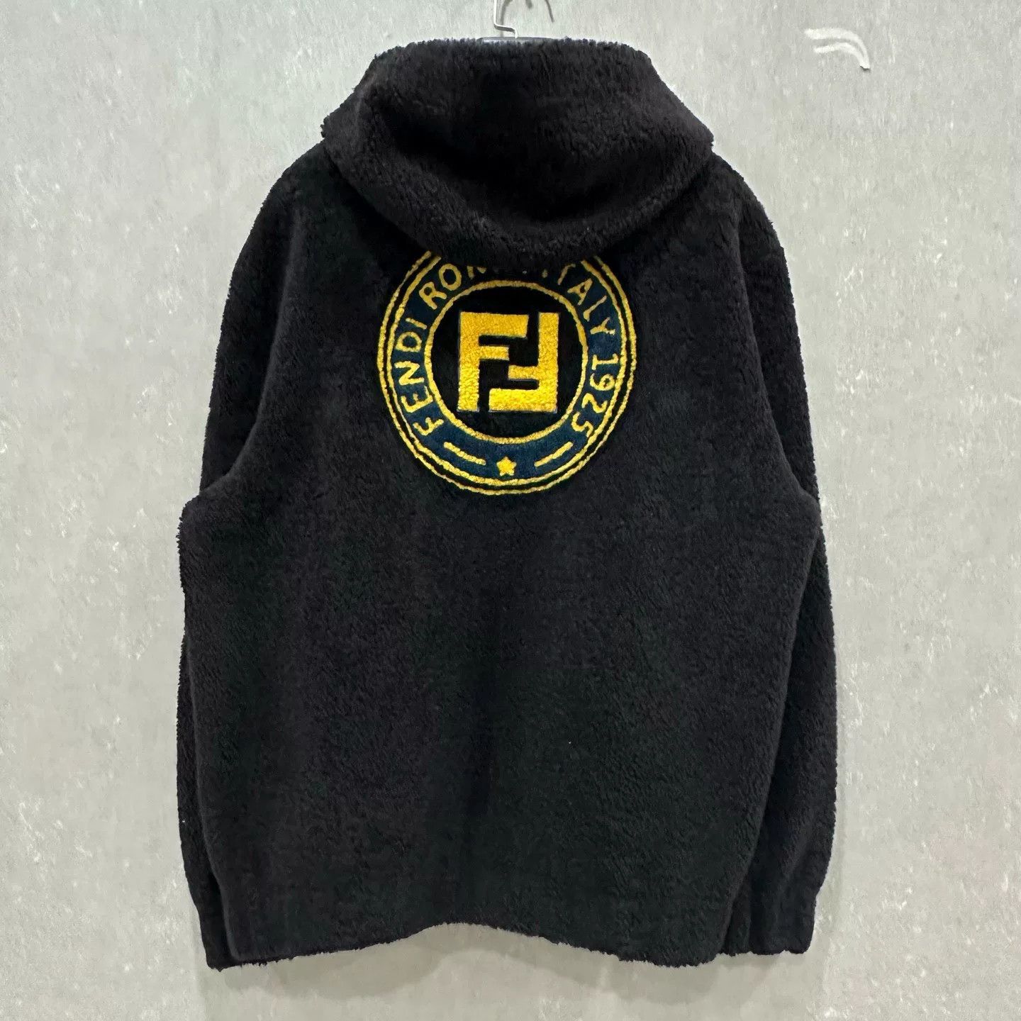 Fendi Fendi Shearling Hooded Jacket with Logo Size US M / EU 48-50 / 2 - 2 Thumbnail