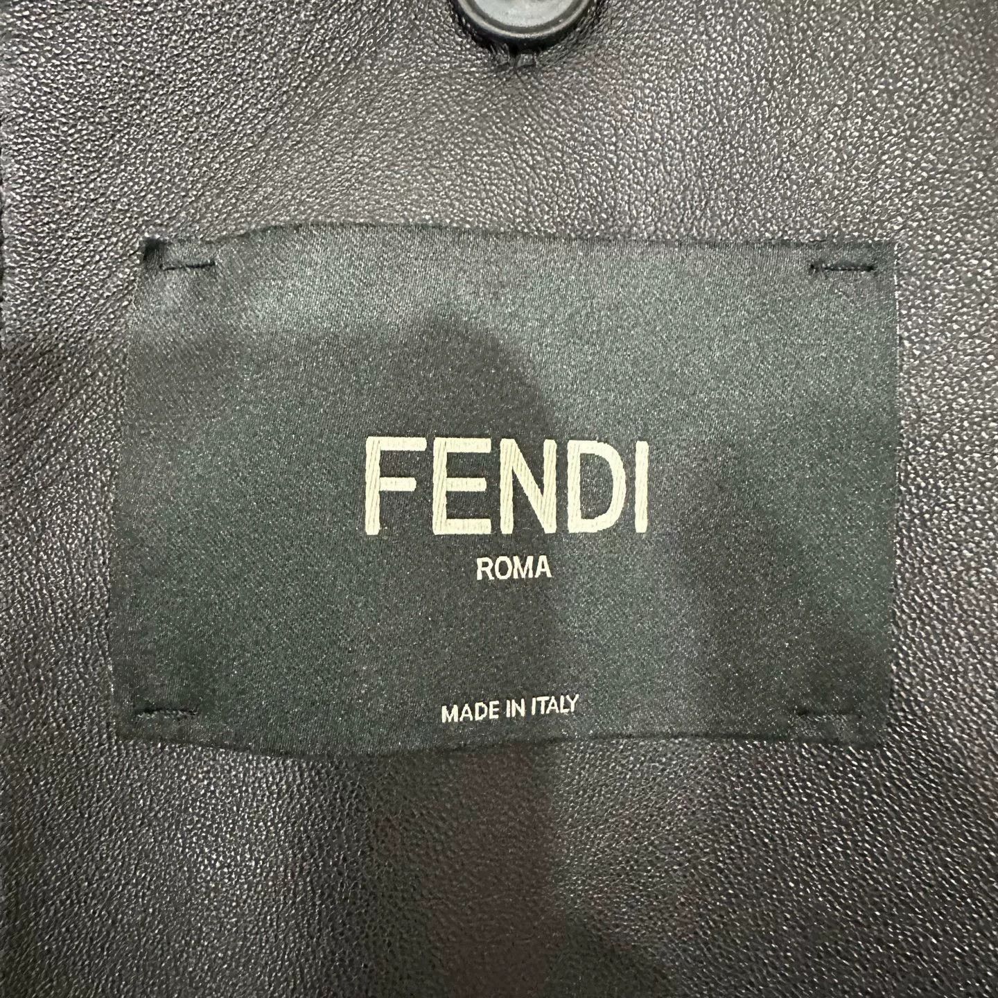 Fendi Fendi Shearling Hooded Jacket with Logo Size US M / EU 48-50 / 2 - 4 Thumbnail