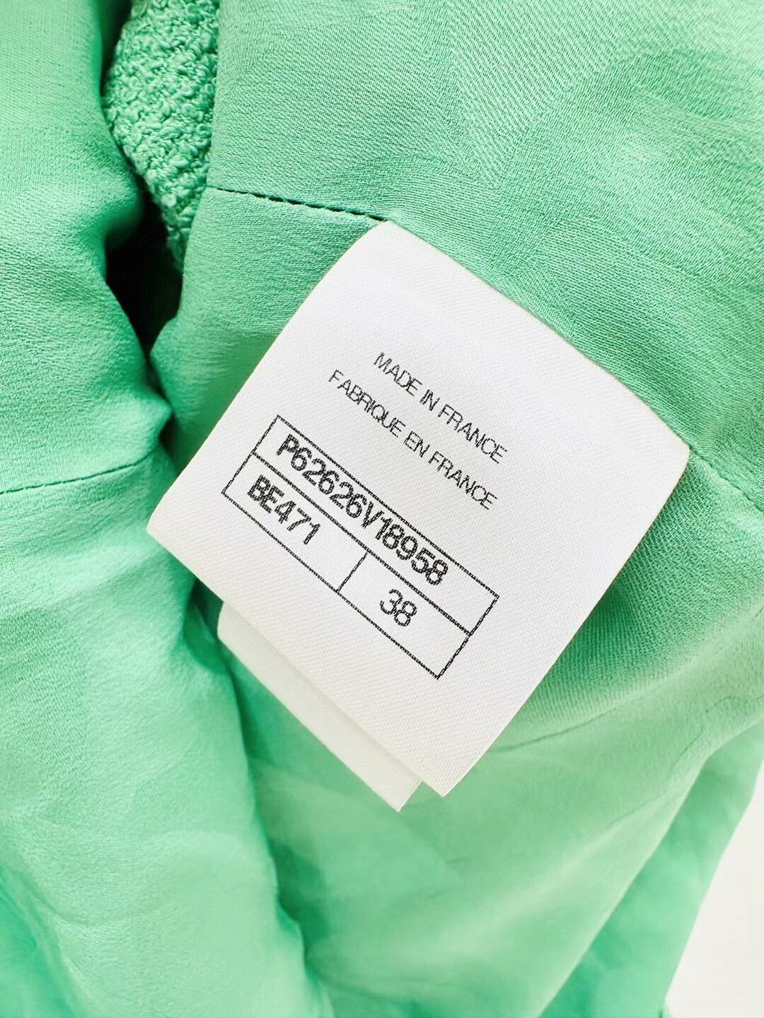 Chanel Chanel 20SS Station Green Coat Size US S / EU 44-46 / 1 - 4 Thumbnail