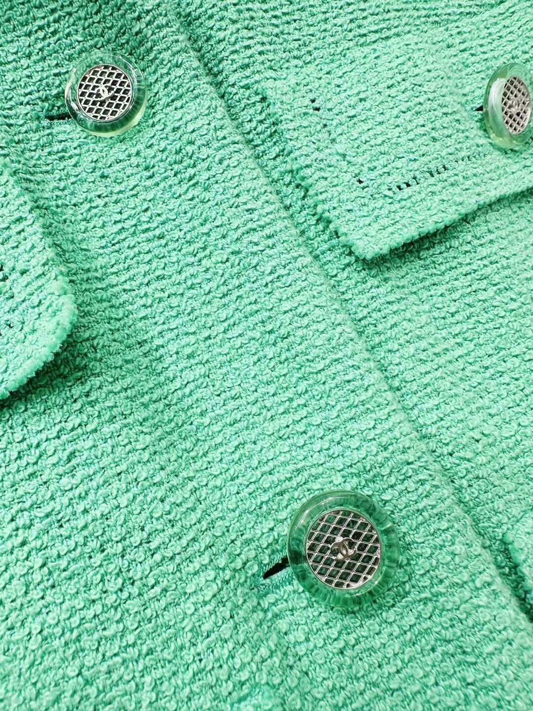 Chanel Chanel 20SS Station Green Coat Size US S / EU 44-46 / 1 - 3 Thumbnail