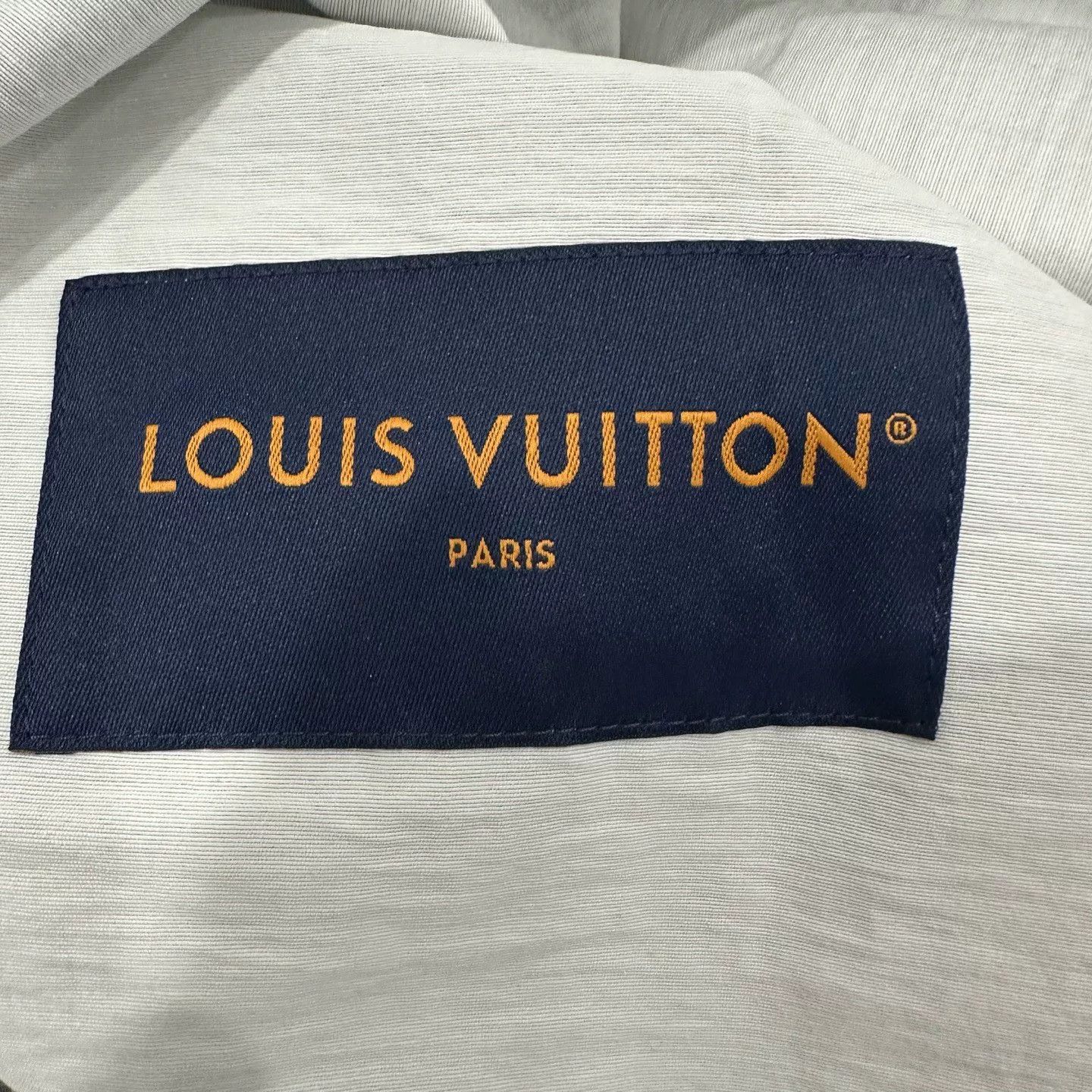 Louis Vuitton Louis Vuitton Nautical Collection Gray Coat Size US L / EU 52-54 / 3 - 3 Thumbnail