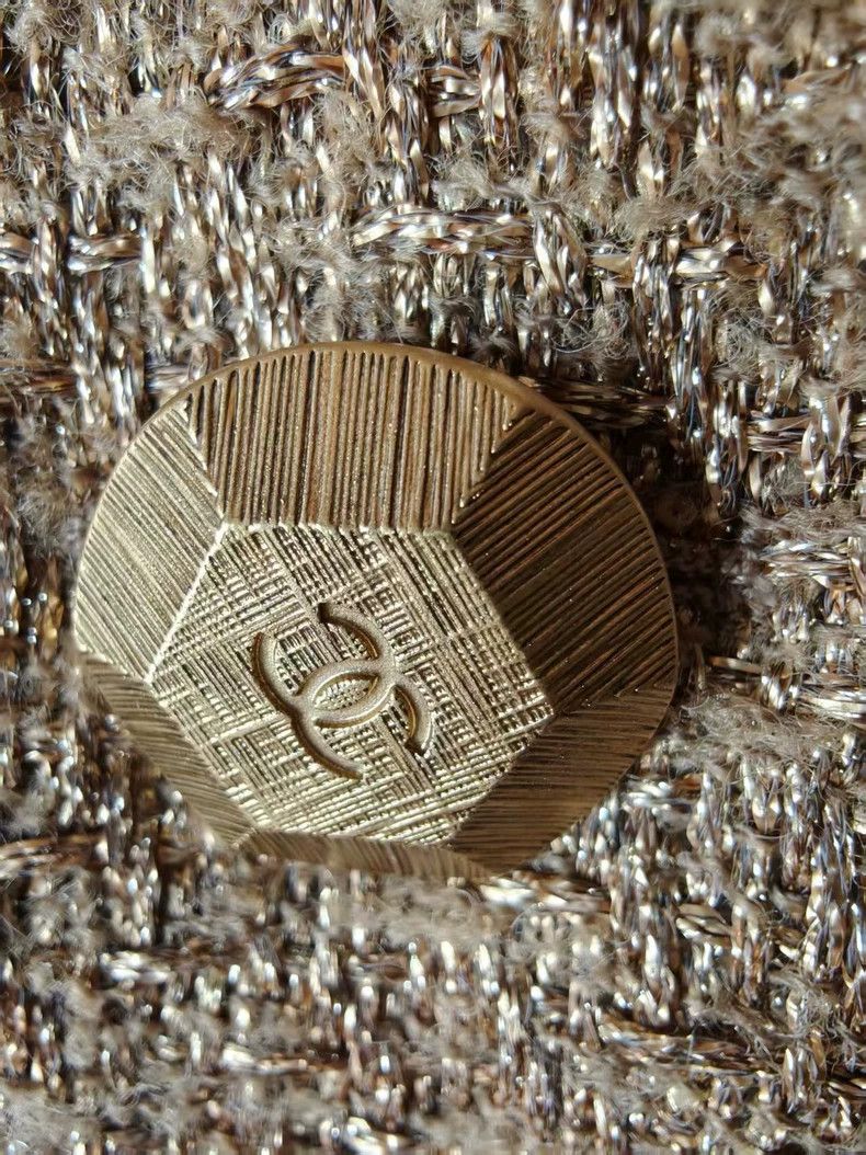 Chanel Chanel Tweed Jacket Size US S / EU 44-46 / 1 - 2 Thumbnail
