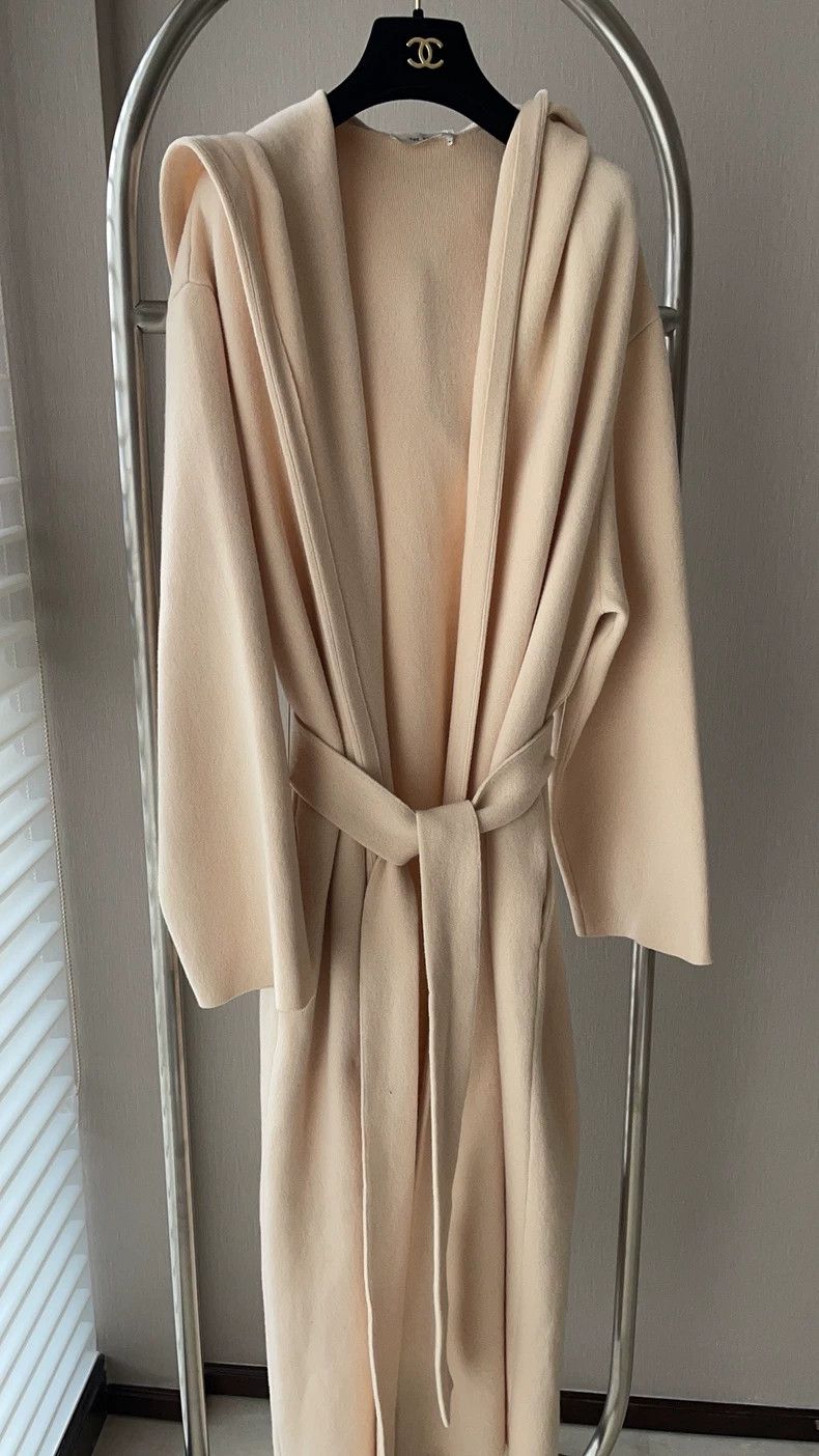 The Row The Row Beige Cashmere Wool Robe Size US S / EU 44-46 / 1 - 4 Thumbnail