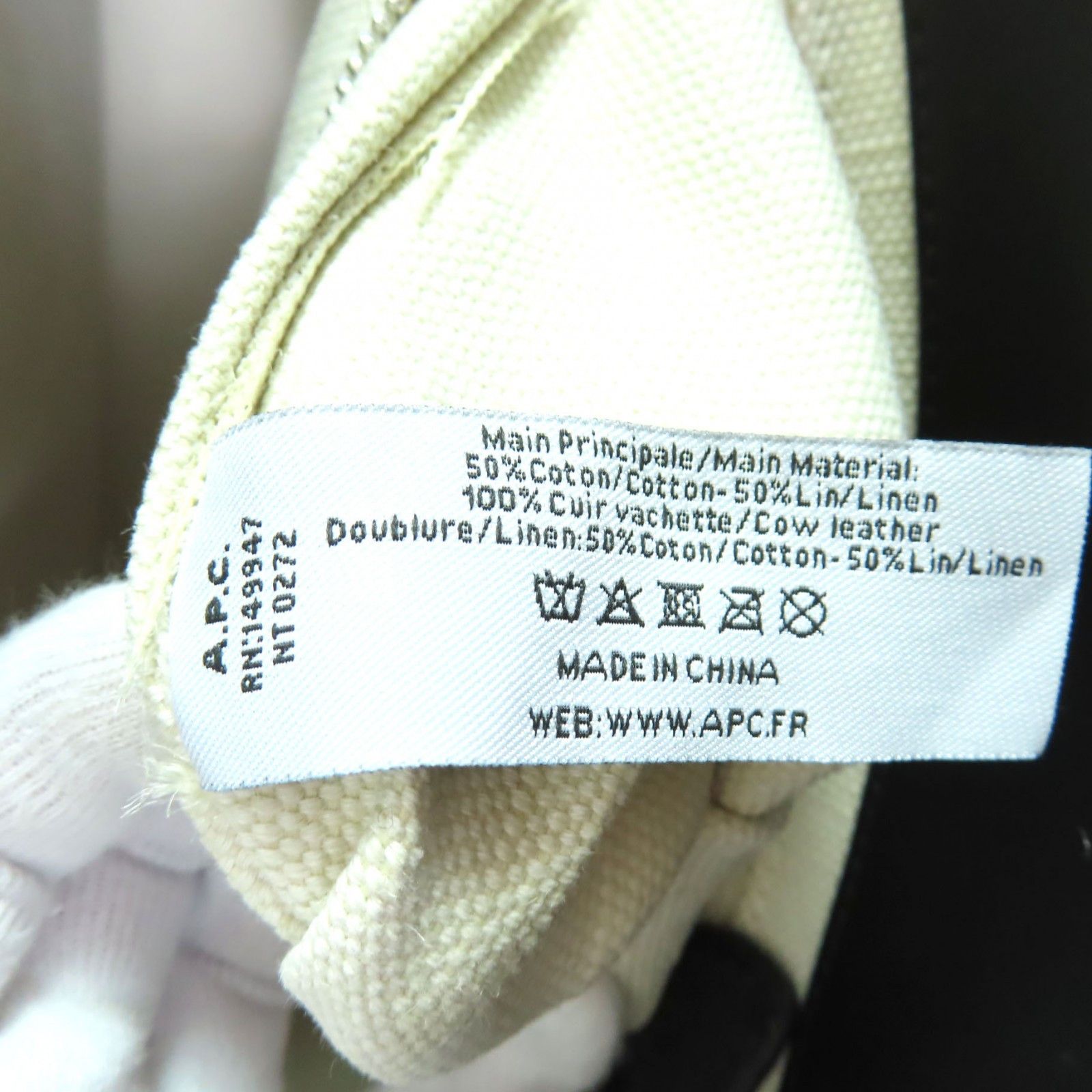 Other A.P.C A.P.C. COEYO Cotton Tote Bag Cotton Tote Bag M61802 DUTY FREE for USA Size ONE SIZE - 15 Thumbnail