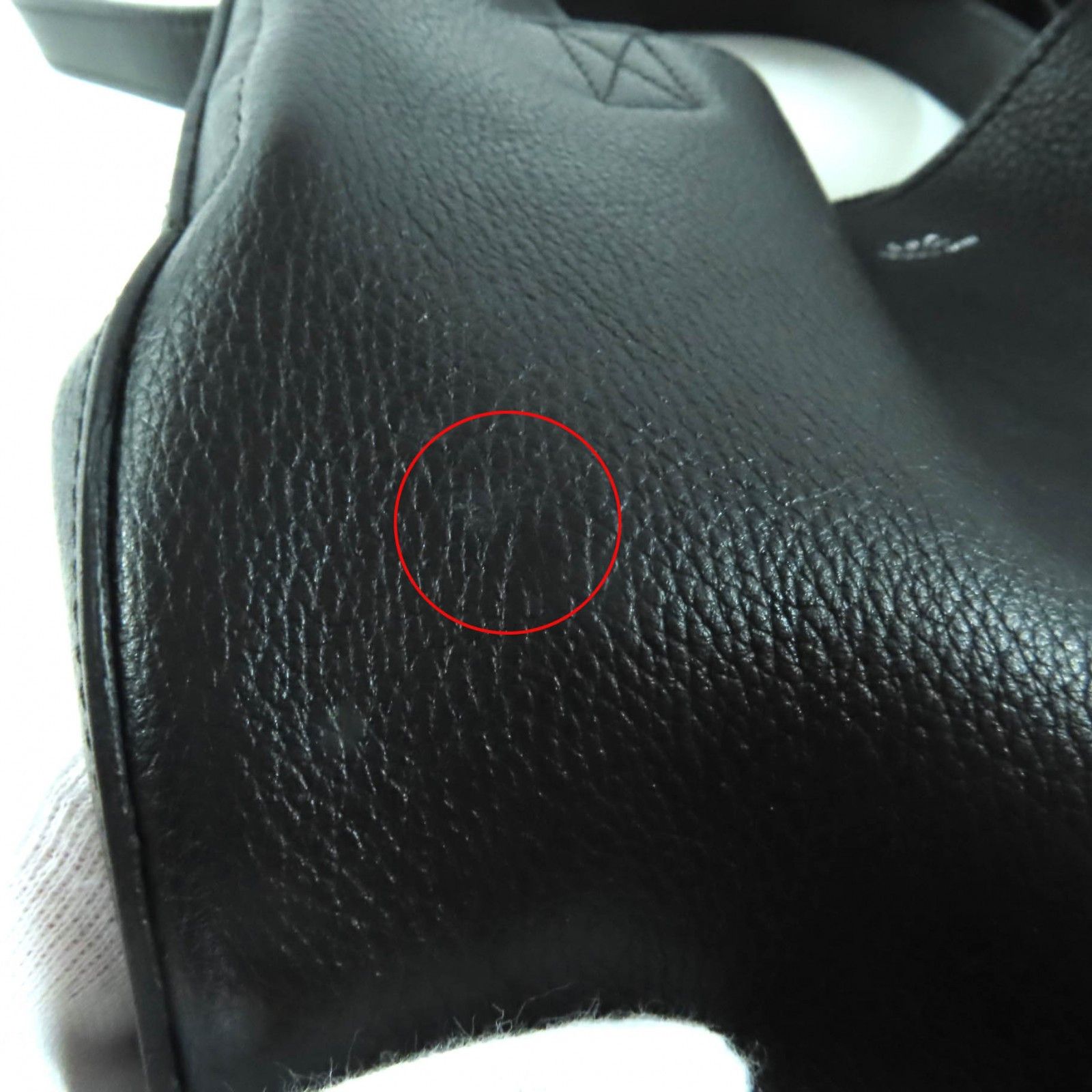 Other A.P.C A.P.C. Black Leather Shoulder Bag Leather Shoulder Bag DUTY FREE for USA Size ONE SIZE - 11 Thumbnail