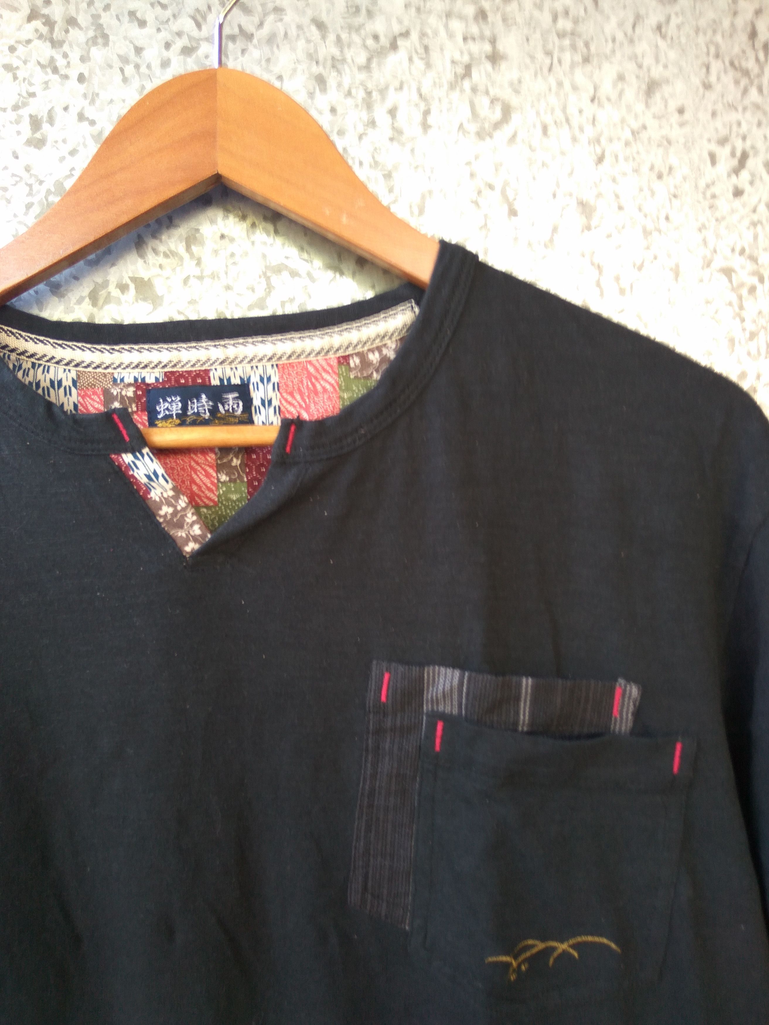 Japanese Brand 🔥 Sukajan t shirt Henley neck Size US L / EU 52-54 / 3 - 3 Thumbnail