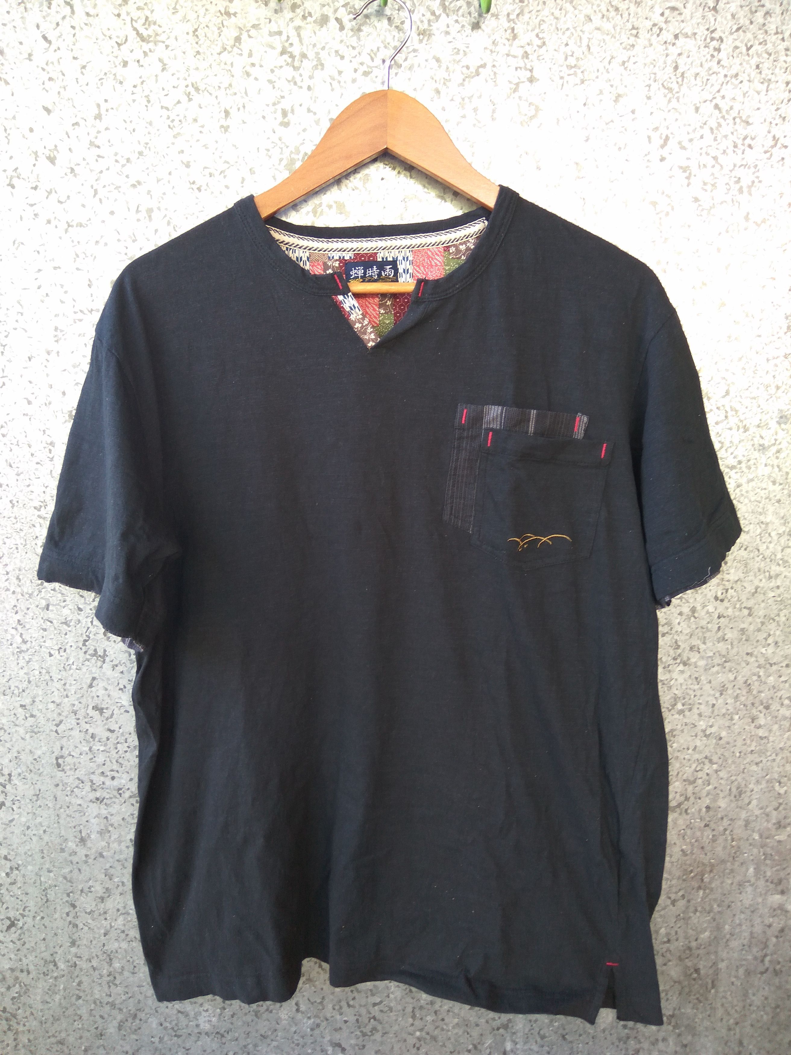 Japanese Brand 🔥 Sukajan t shirt Henley neck Size US L / EU 52-54 / 3 - 1 Thumbnail