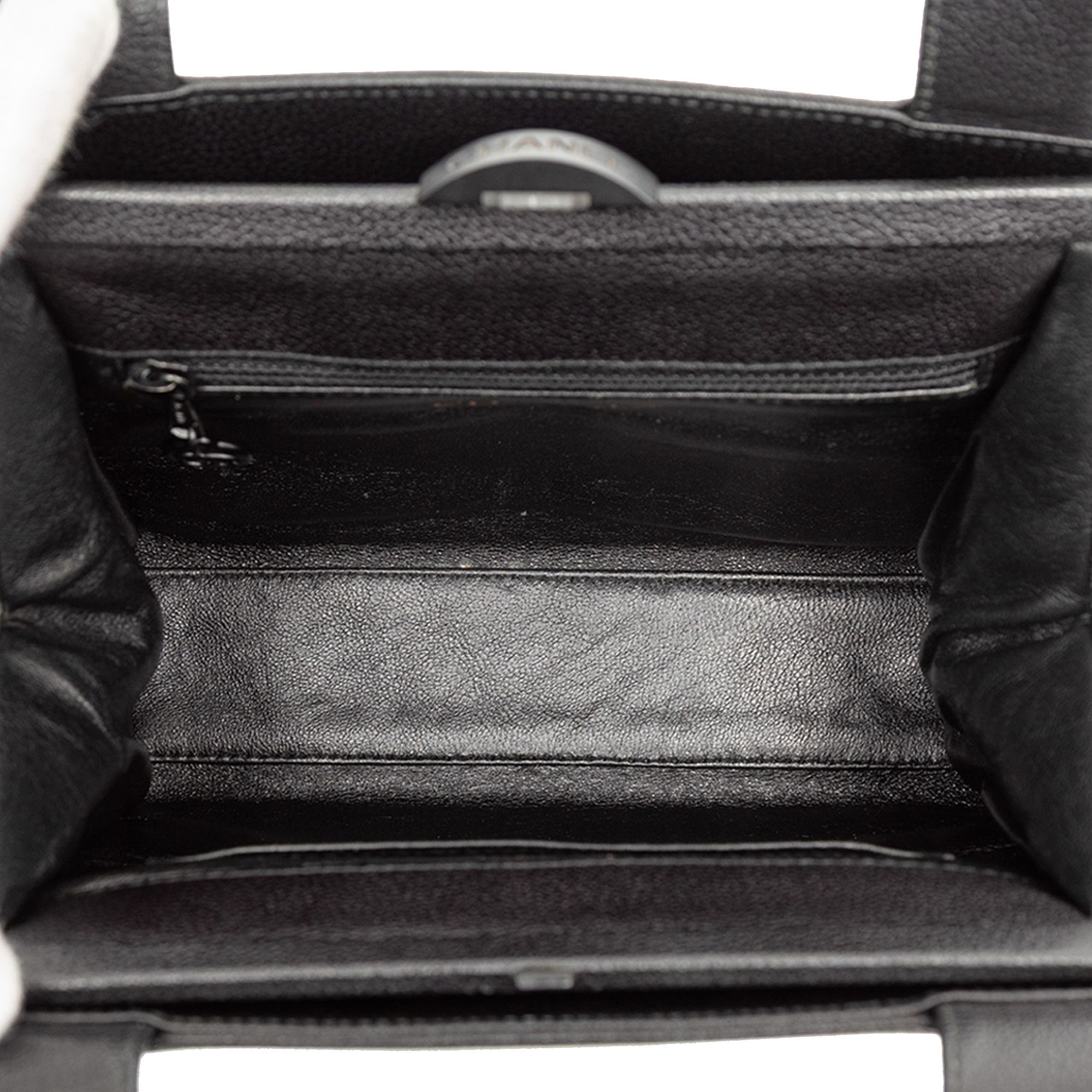 Chanel Chanel CC Calfskin Frame Handbag Size ONE SIZE - 4 Thumbnail