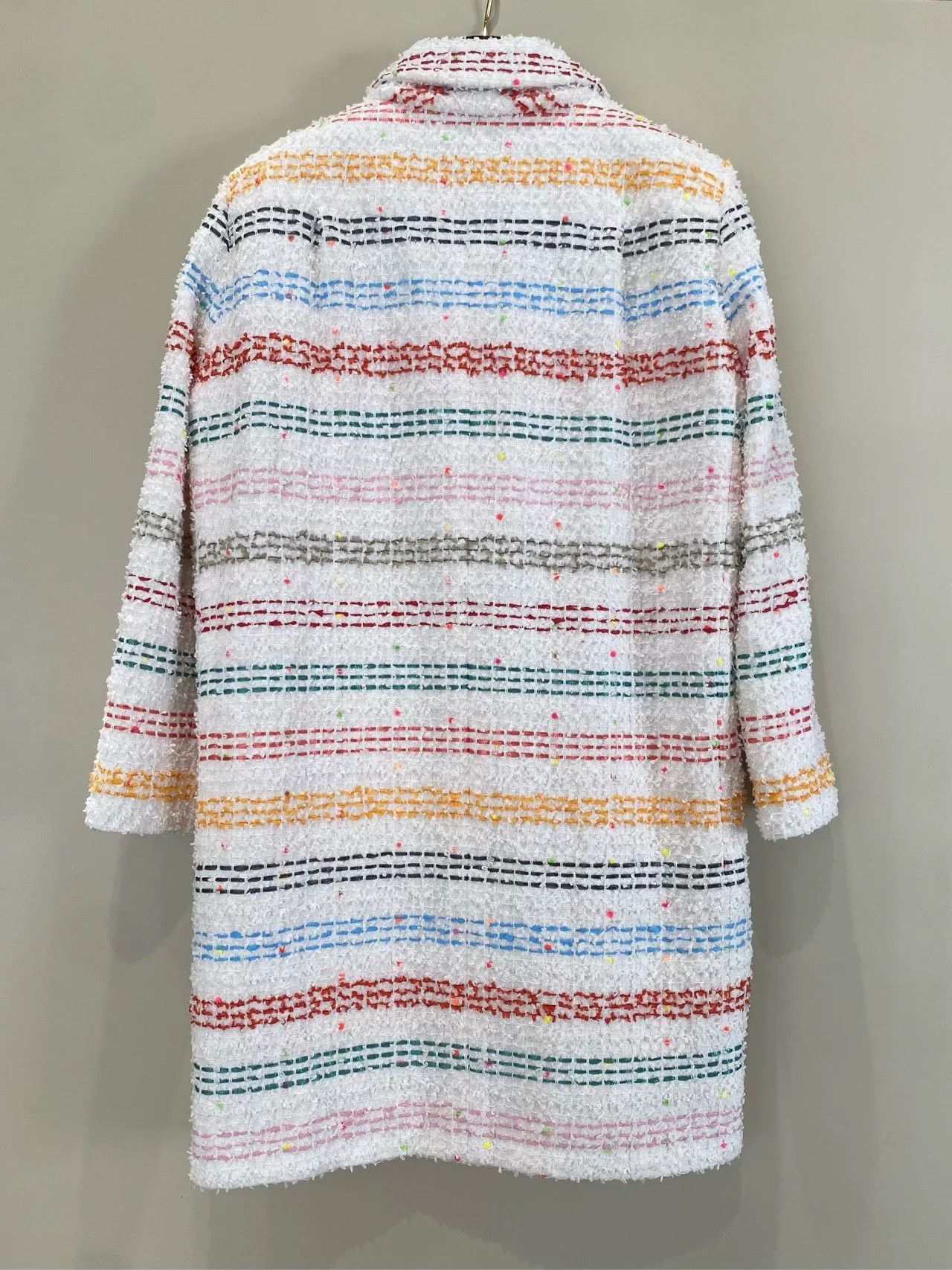 Chanel Chanel Colorful Silhouette Shell Button Lapel Coat Size US S / EU 44-46 / 1 - 5 Thumbnail