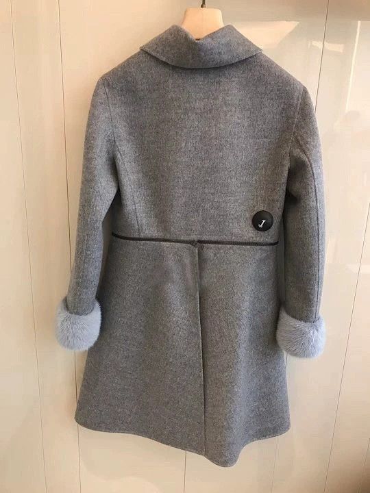 Fendi fendi gray mink and cashmere coat Size US M / EU 48-50 / 2 - 4 Thumbnail