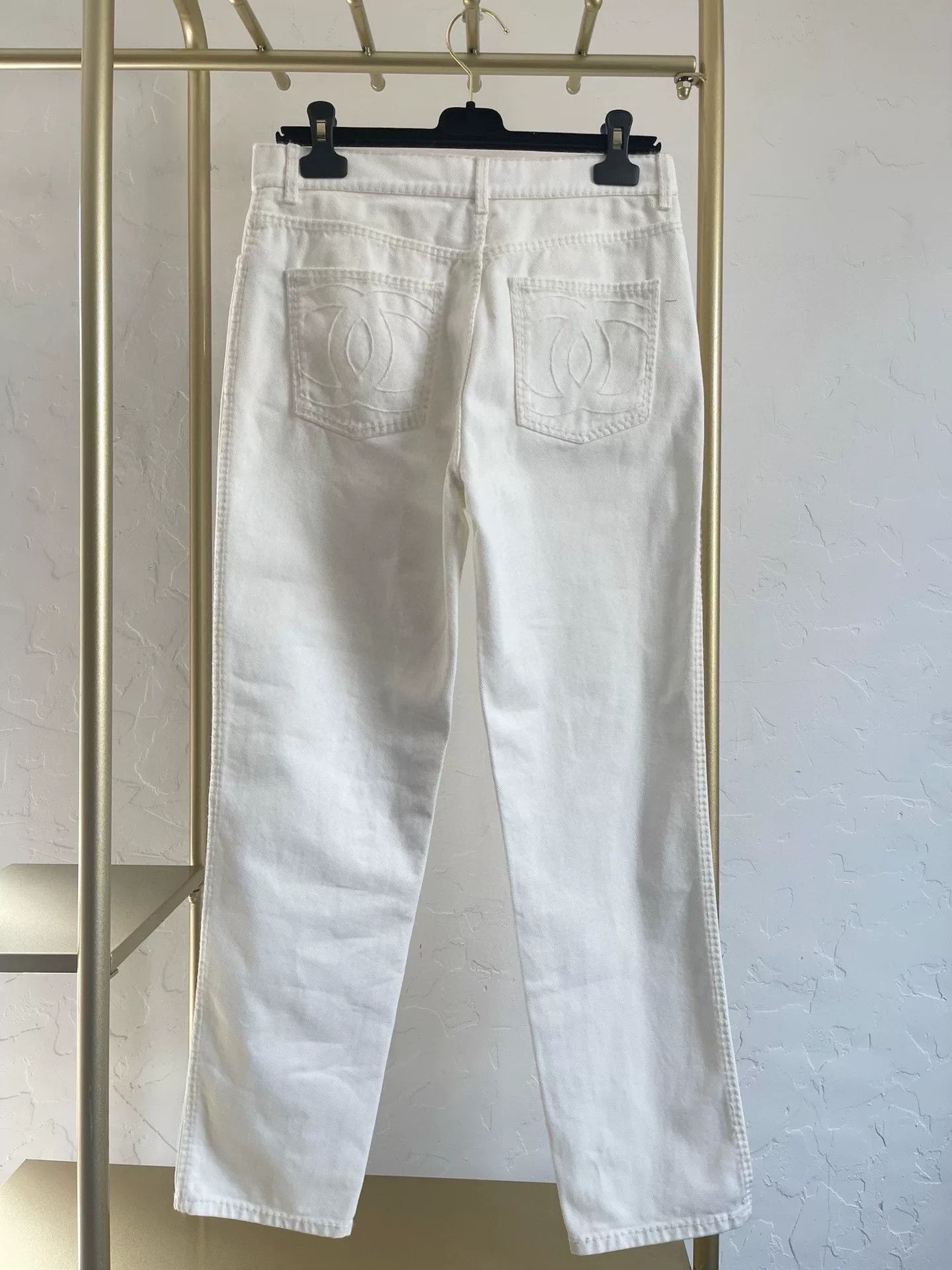 Chanel Chanel 2024 Coco Neige White Jeans FR38 Size US 38 / EU 54 - 2 Thumbnail