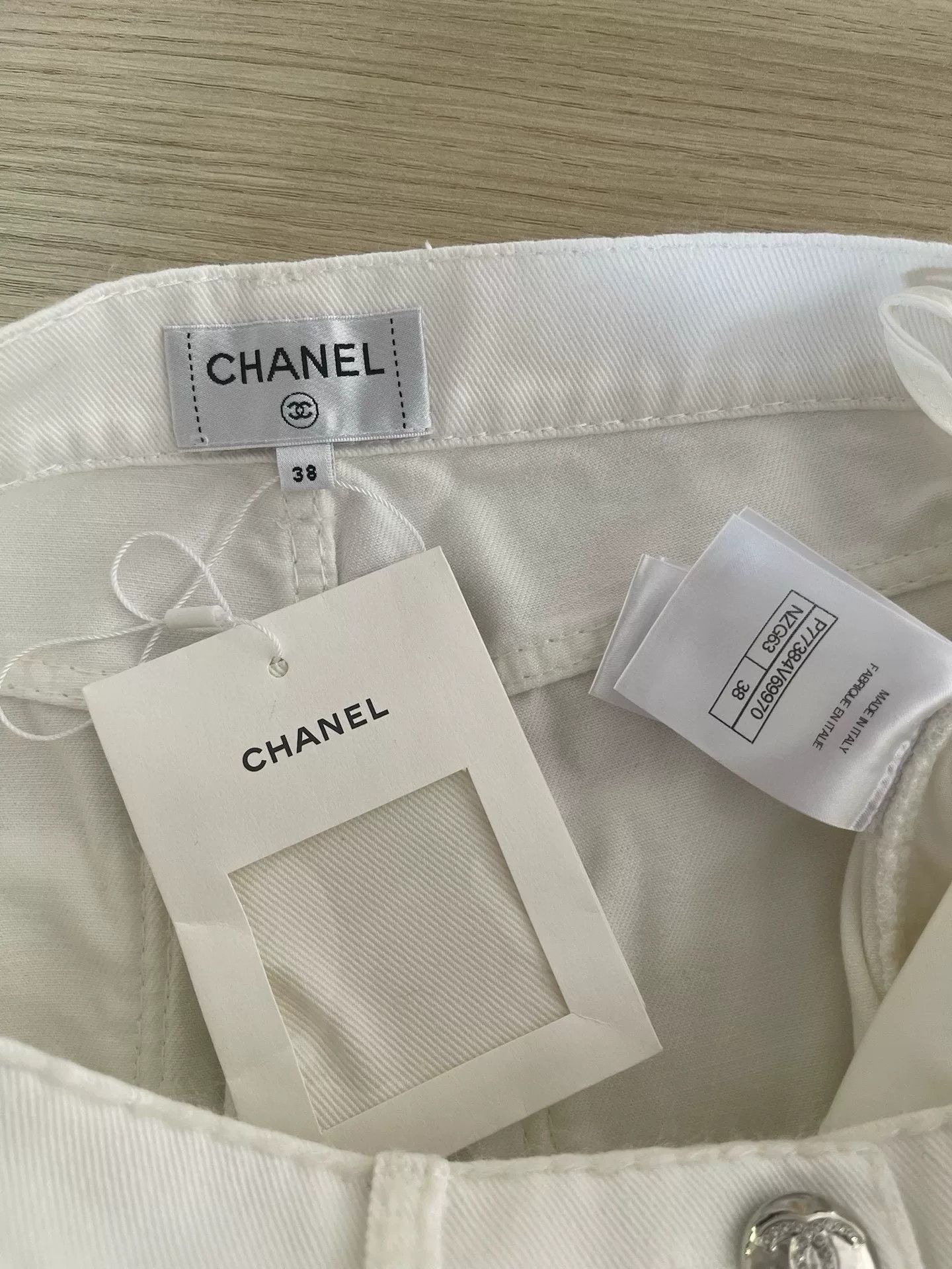 Chanel Chanel 2024 Coco Neige White Jeans Size US 38 / EU 54 - 3 Thumbnail