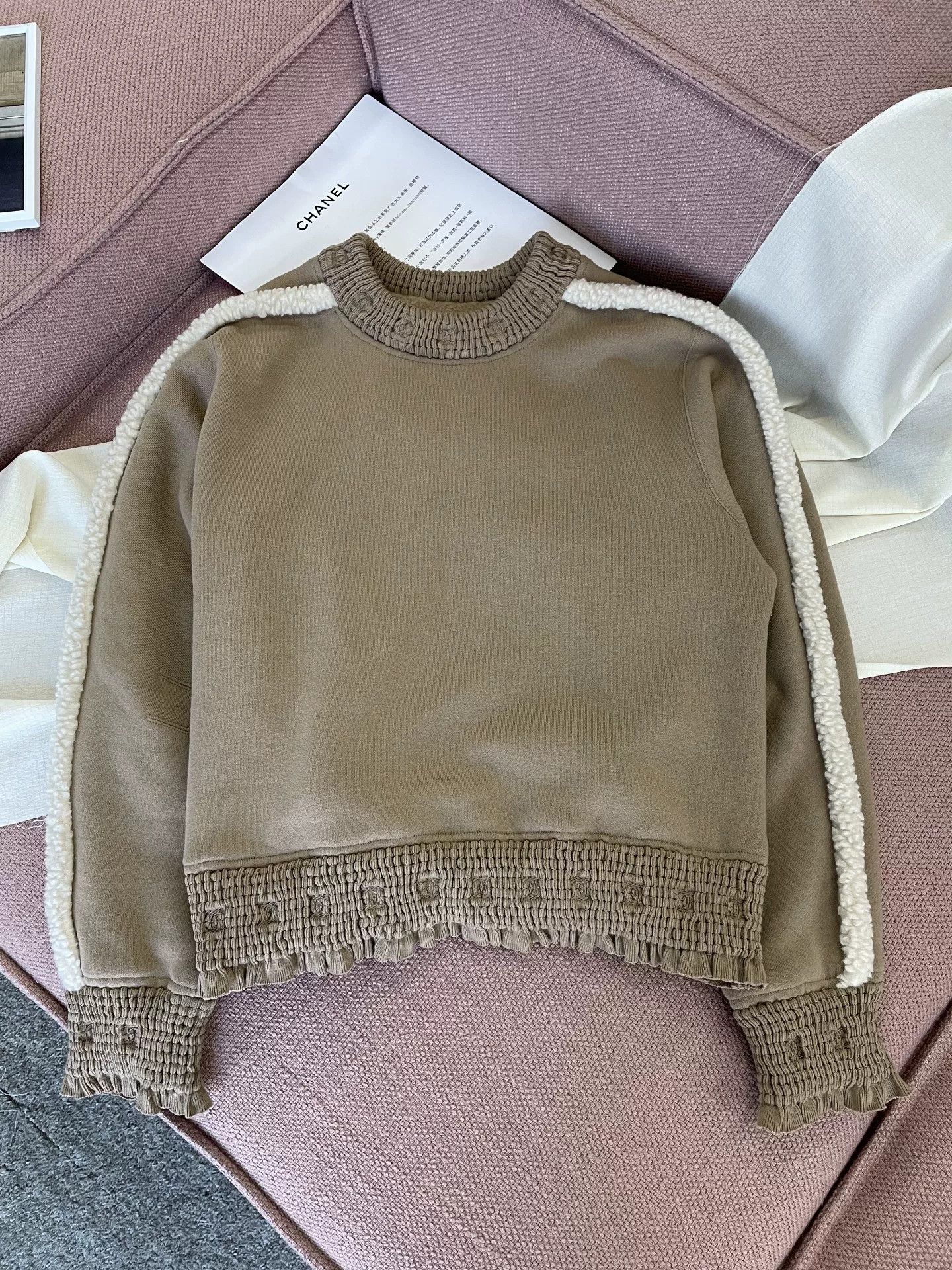 Chanel Chanel Beige Teddy Lamb Wool Sweatshirt Size US L / EU 52-54 / 3 - 2 Thumbnail