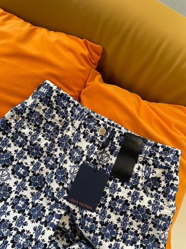 Louis Vuitton LV 2024 Blue Floral Print Pants Size US 36 / EU 52 - 4 Thumbnail