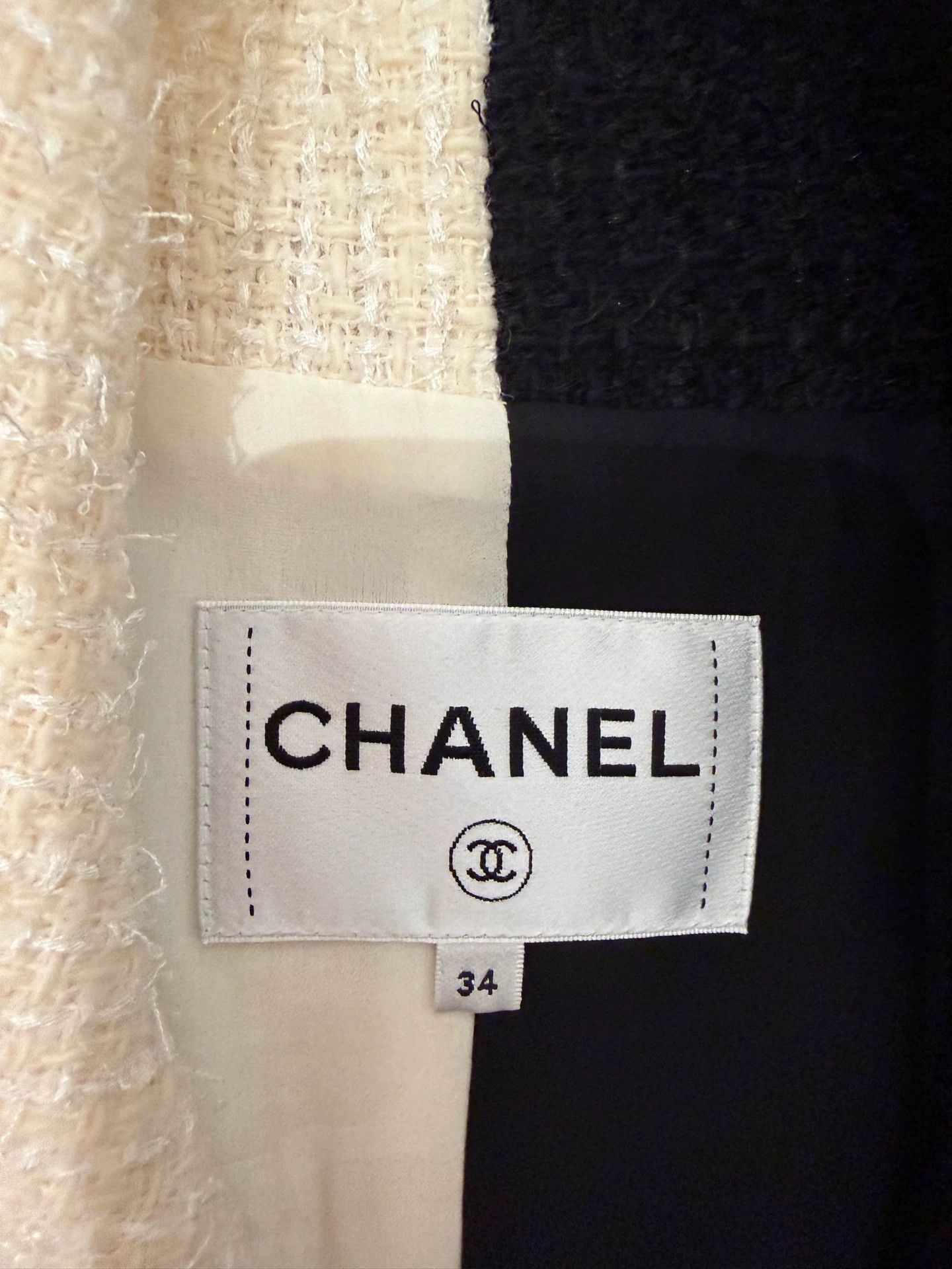 Chanel Chanel Black White Tweed Jacket 34 Size US XS / EU 42 / 0 - 3 Thumbnail