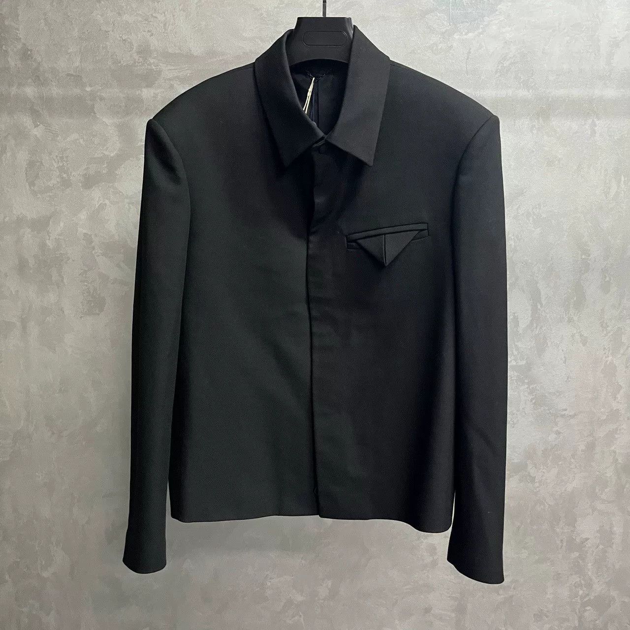 Louis Vuitton Louis Vuitton Wool Logo Beaded Jacket Size US XL / EU 56 / 4 - 2 Thumbnail