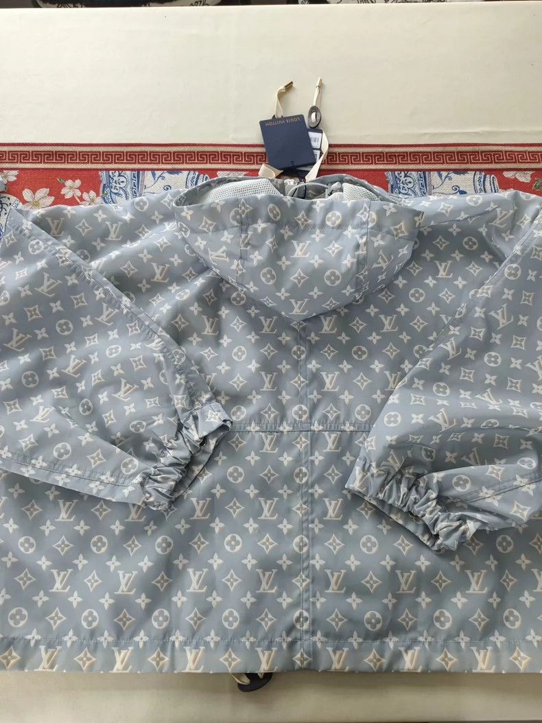 Louis Vuitton LV Blue Monogram Hooded Windbreaker Size US L / EU 52-54 / 3 - 3 Thumbnail