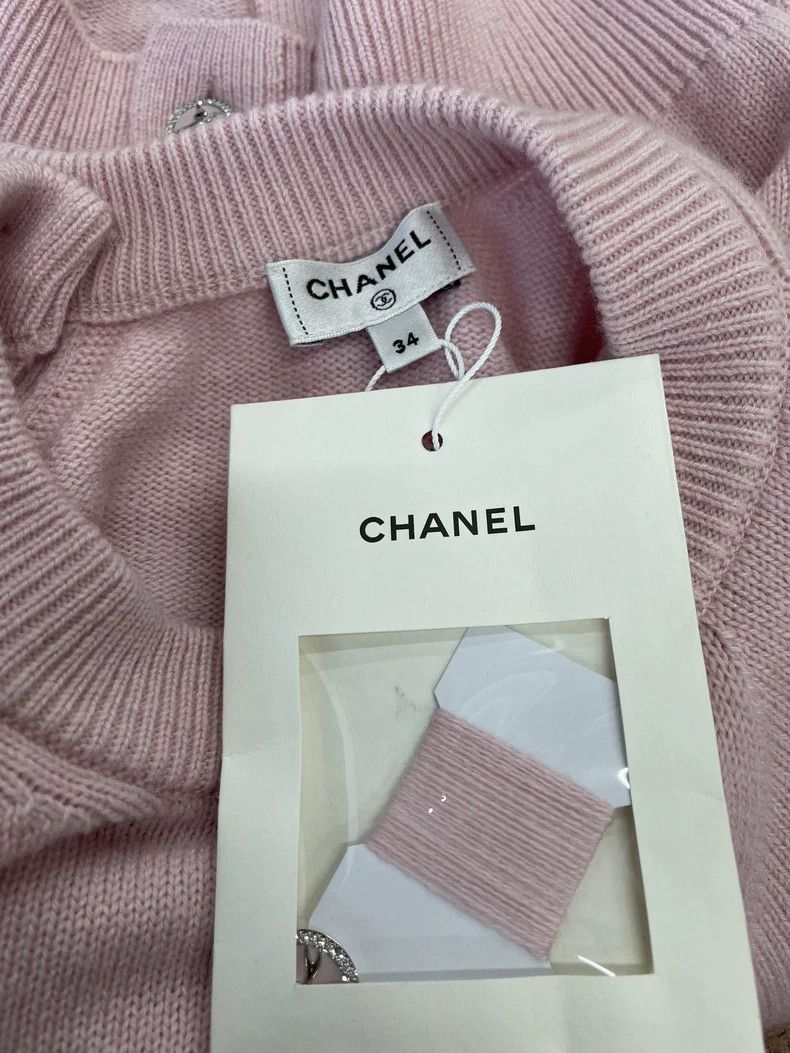 Chanel Chanel 25S Pink Cashmere Cardigan Size US XS / EU 42 / 0 - 5 Thumbnail