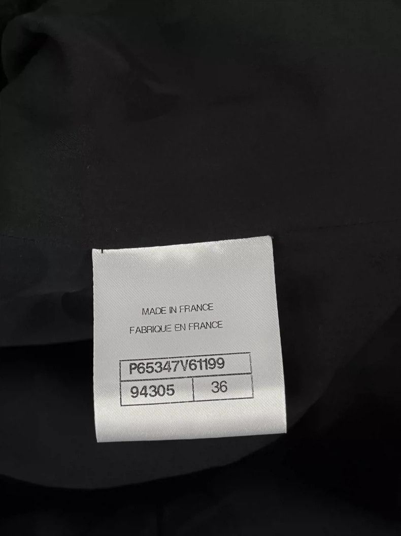 Chanel Chanel Black Gold Button Wave Edge Coat Size US M / EU 48-50 / 2 - 5 Thumbnail