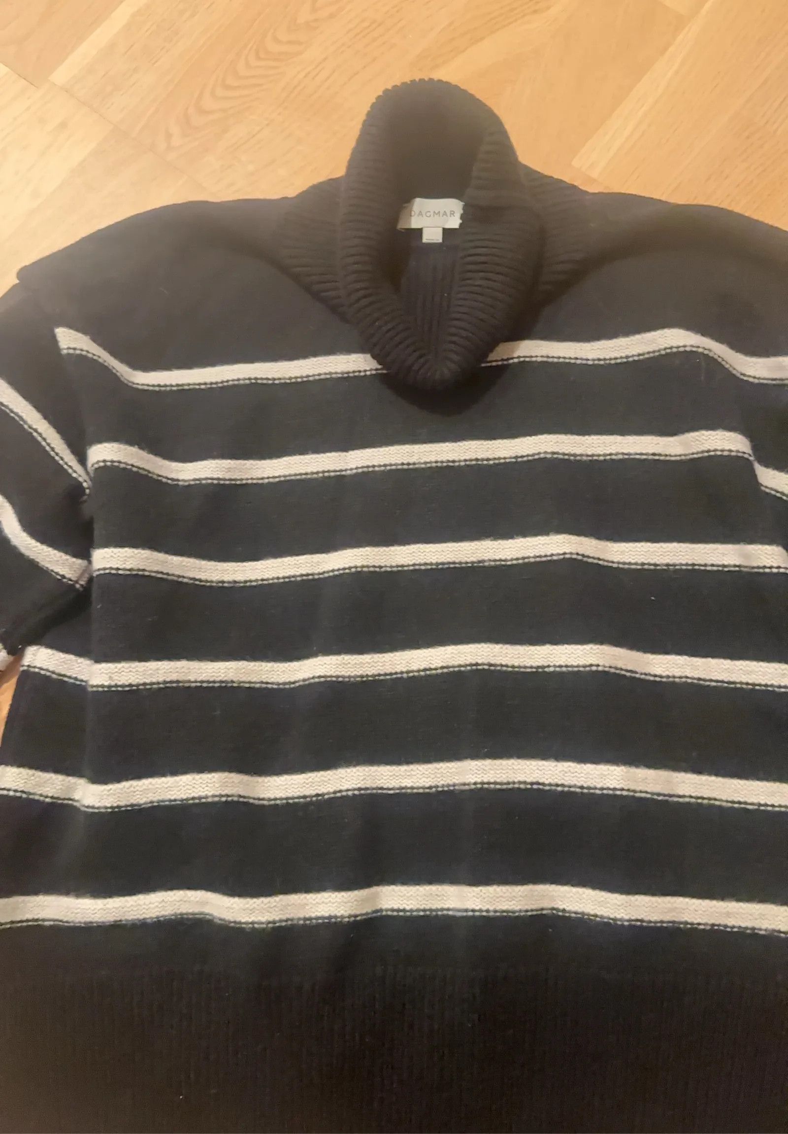 Dagmar Dagmar Sweater Size S / US 4 / IT 40 - 4 Thumbnail
