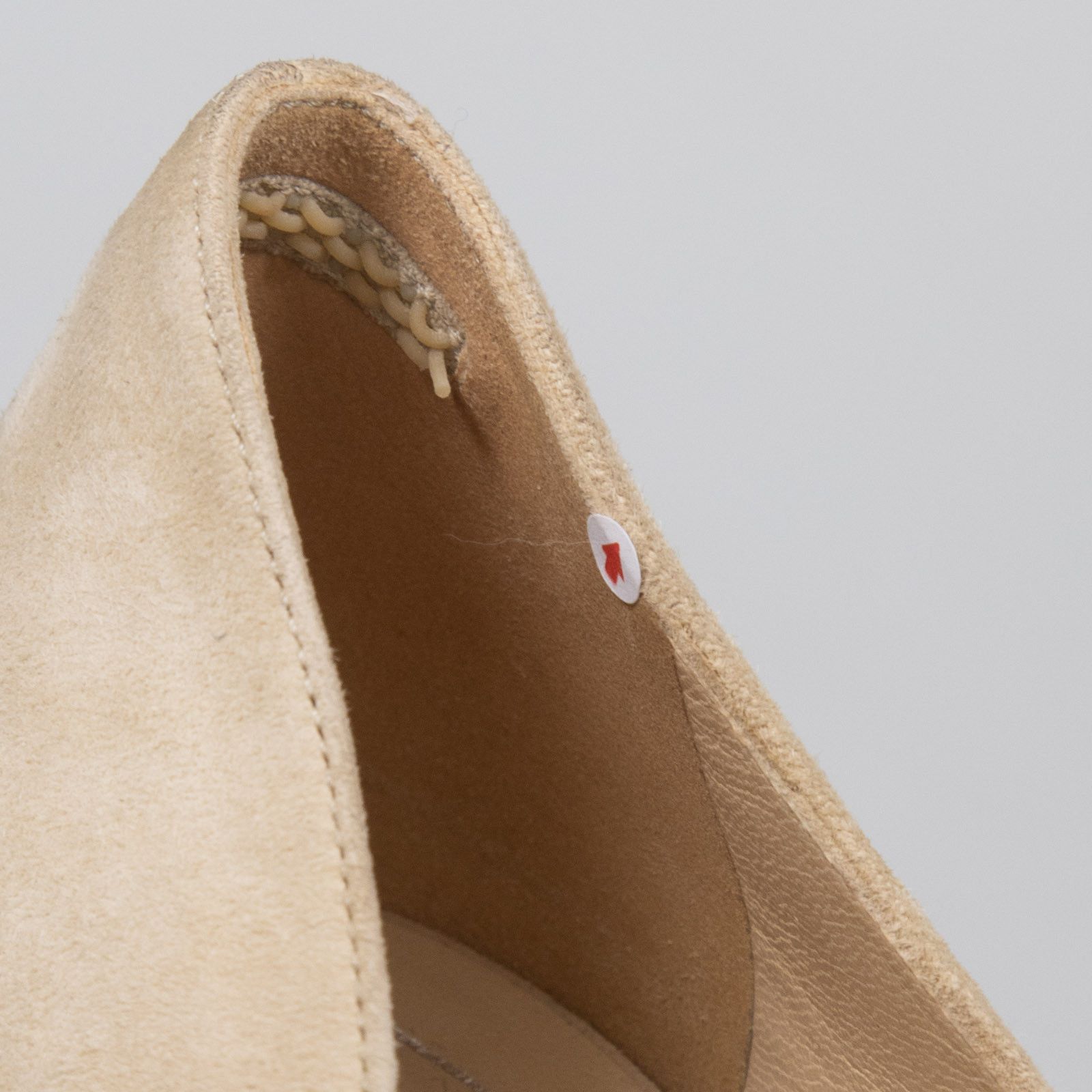 Gucci Beige Suede Gemstone Accent Sandals Size US 9.5 / IT 39.5 - 11 Thumbnail