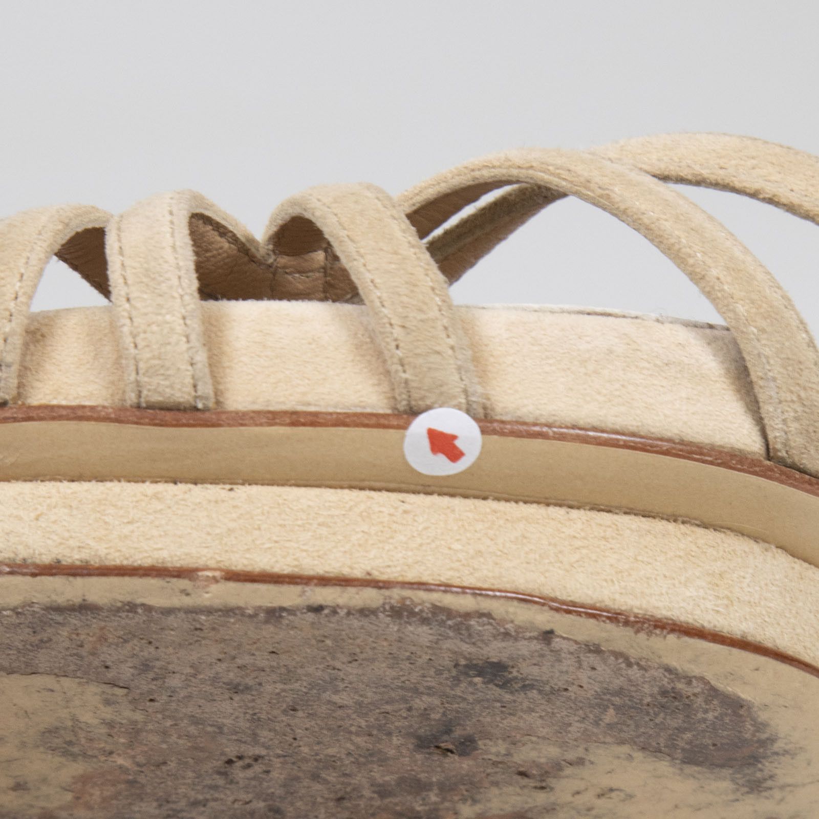 Gucci Beige Suede Gemstone Accent Sandals Size US 9.5 / IT 39.5 - 7 Thumbnail