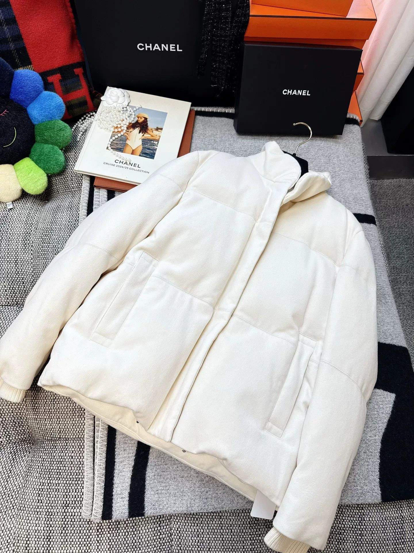 Loro Piana Loro Piana Cream Cashmere Down Coat Size US S / EU 44-46 / 1 - 3 Thumbnail