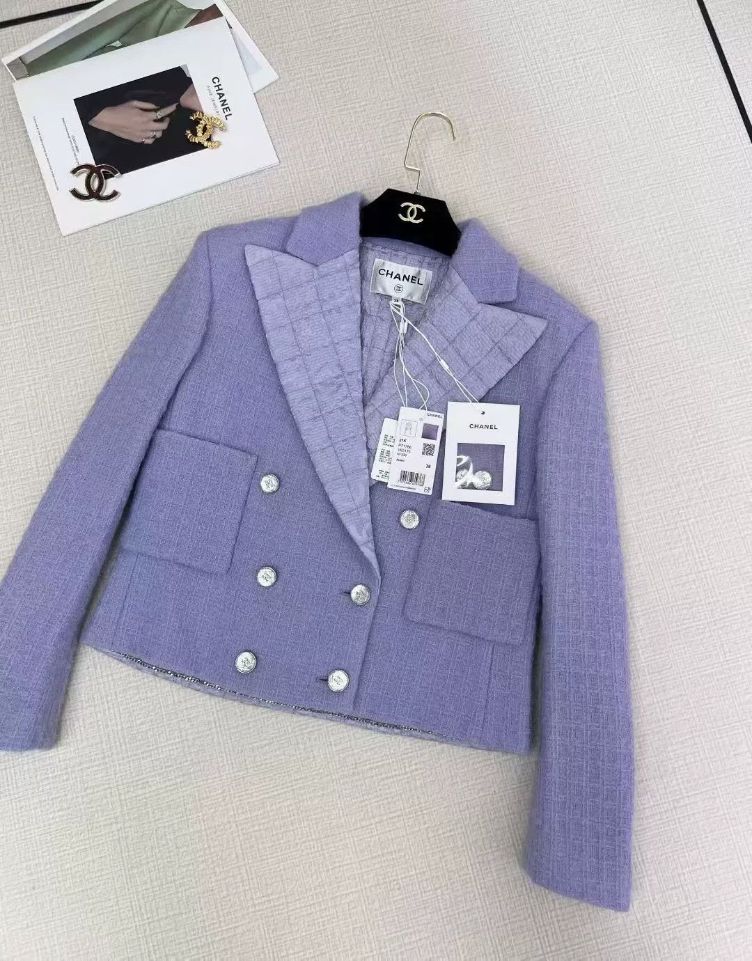 Chanel CHANEL Purple Collar Short Jacket Size US M / EU 48-50 / 2 - 2 Thumbnail