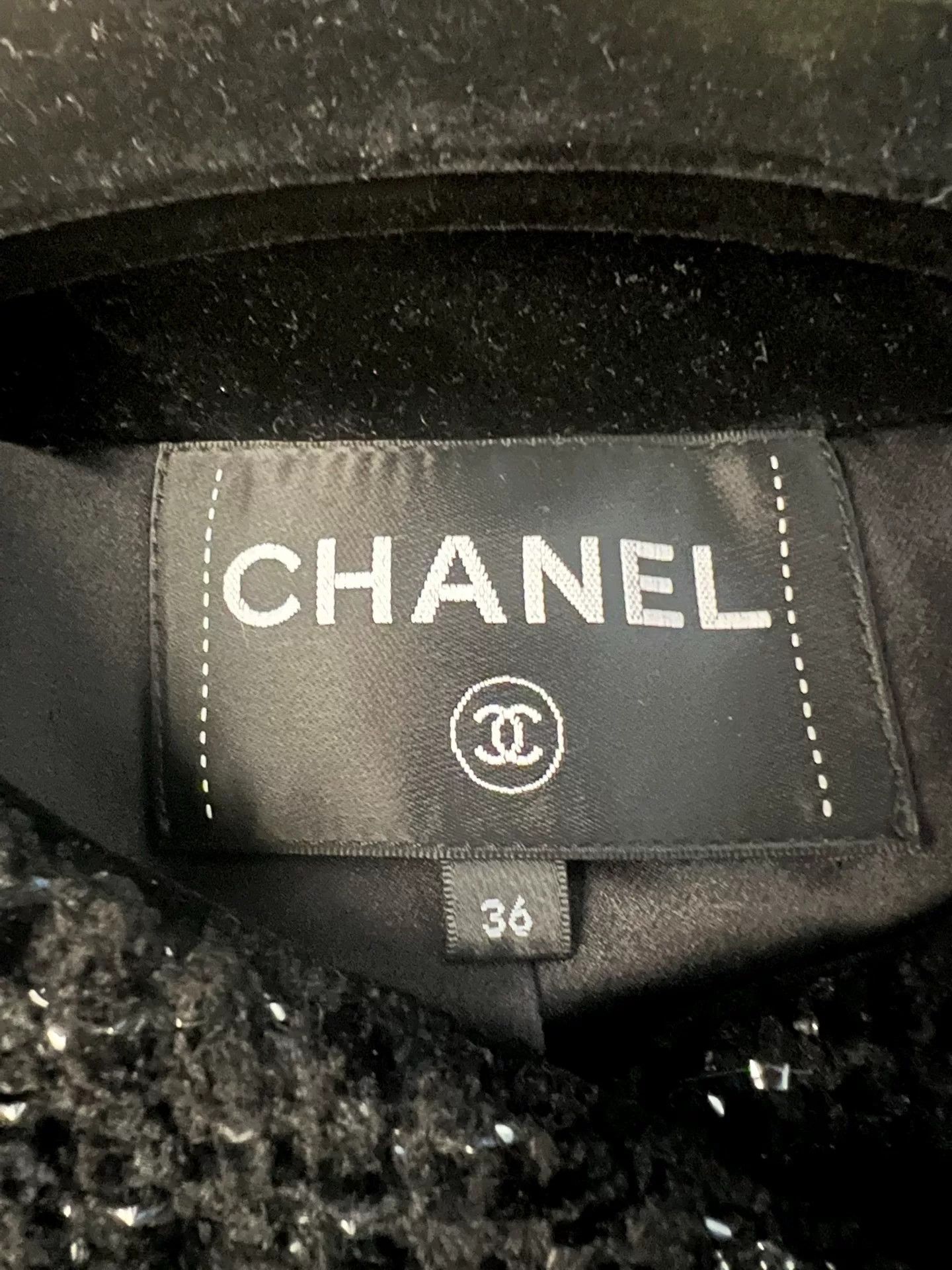 Chanel Chanel 22B Black Double-Breasted Jacket Size US S / EU 44-46 / 1 - 4 Thumbnail