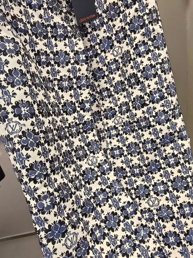 Louis Vuitton LV 24 Blue Floral Casual Denim Jeans Size US 36 / EU 52 - 4 Thumbnail