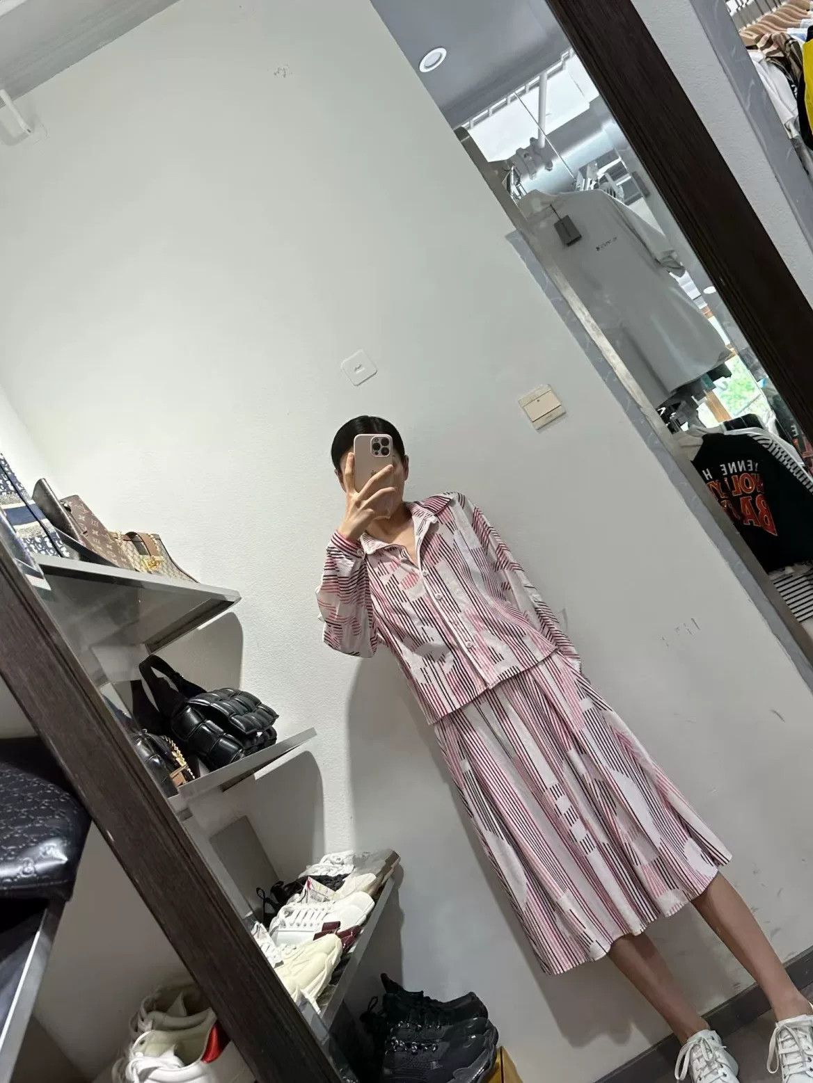 Chanel Chanel 23B CC Print Pink White Skirt Size US 34 / EU 50 - 2 Thumbnail
