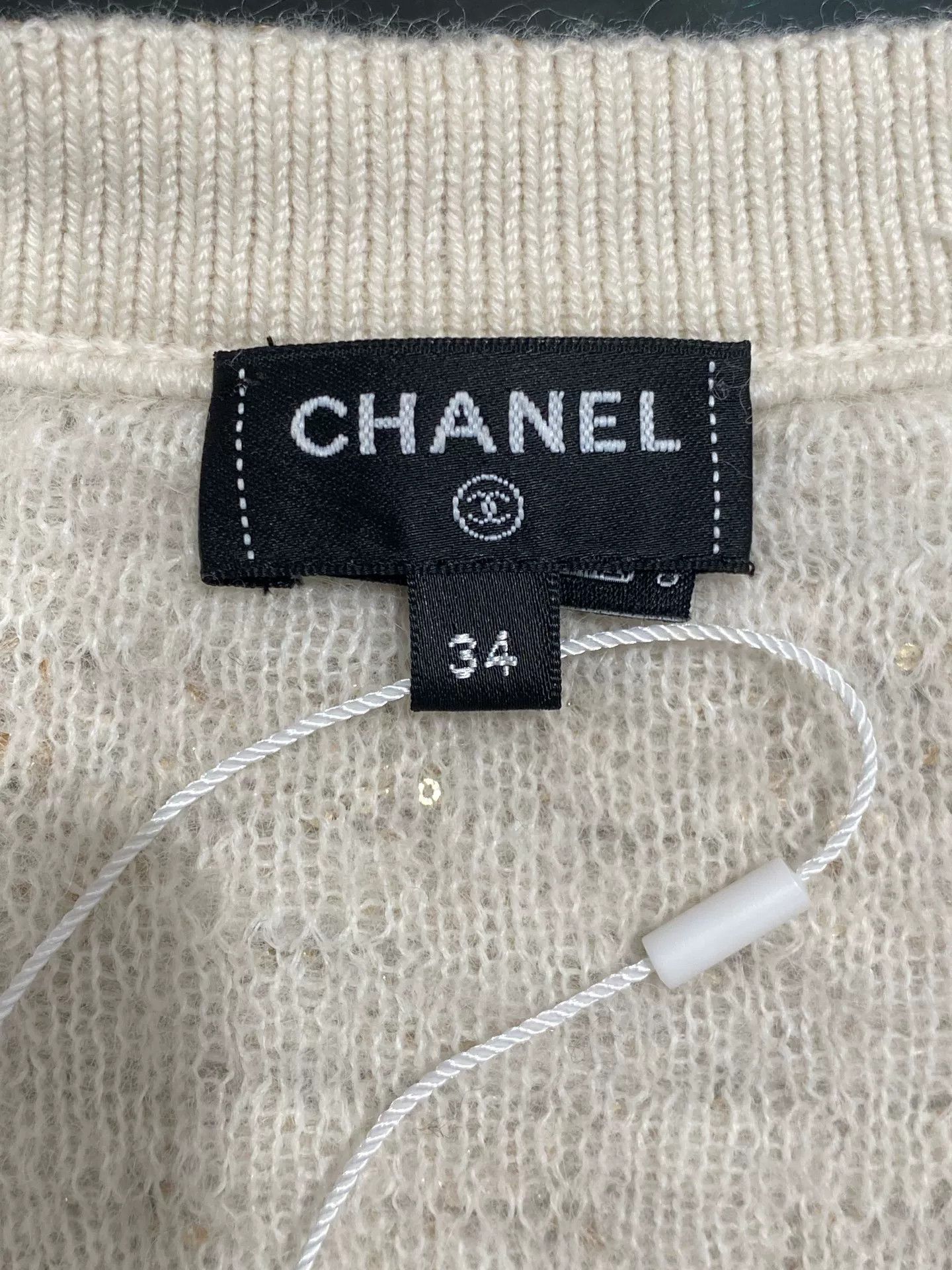 Chanel Chanel 2023 Ski Collection Cardigan Size US S / EU 44-46 / 1 - 3 Thumbnail
