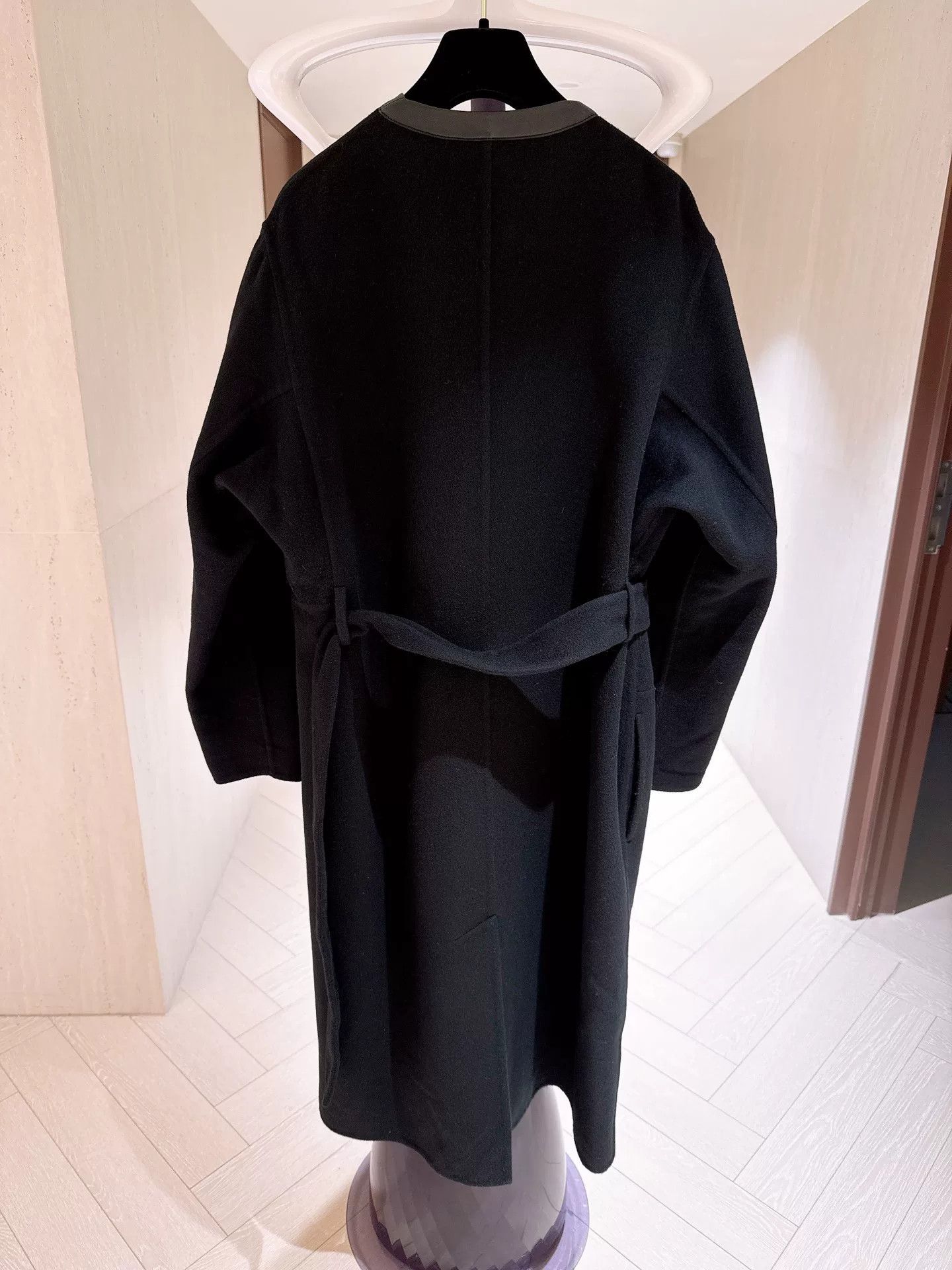 Hermes HERMES Black Shearling Patchwork Coat Size 38 Size US M / EU 48-50 / 2 - 7 Thumbnail