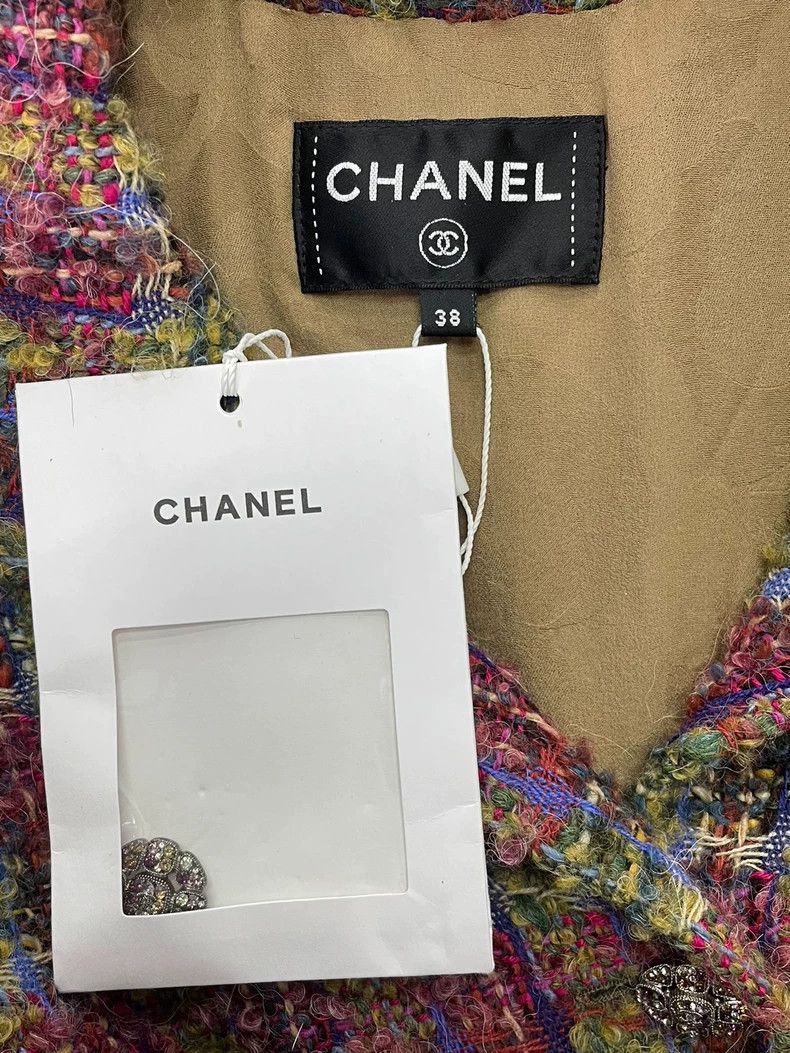 Chanel Chanel 22K Tweed Diamond Button Coat Size US M / EU 48-50 / 2 - 4 Thumbnail