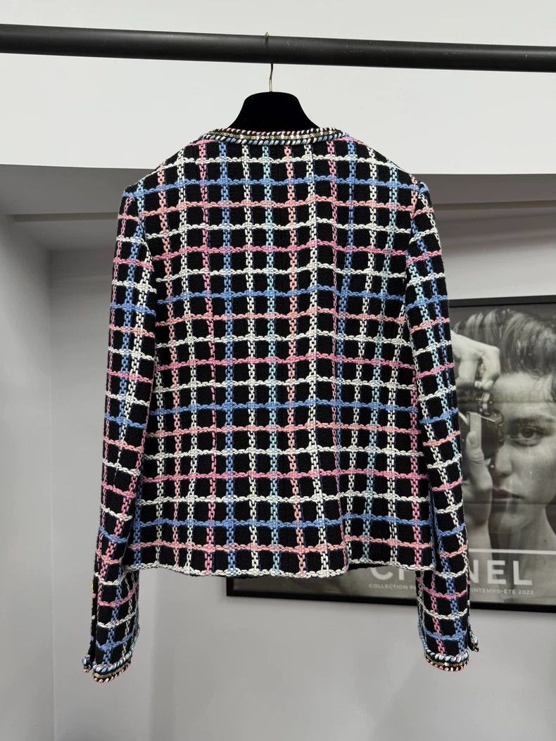 Chanel Chanel Tweed Check Four-Pocket Jacket Size US M / EU 48-50 / 2 - 3 Thumbnail