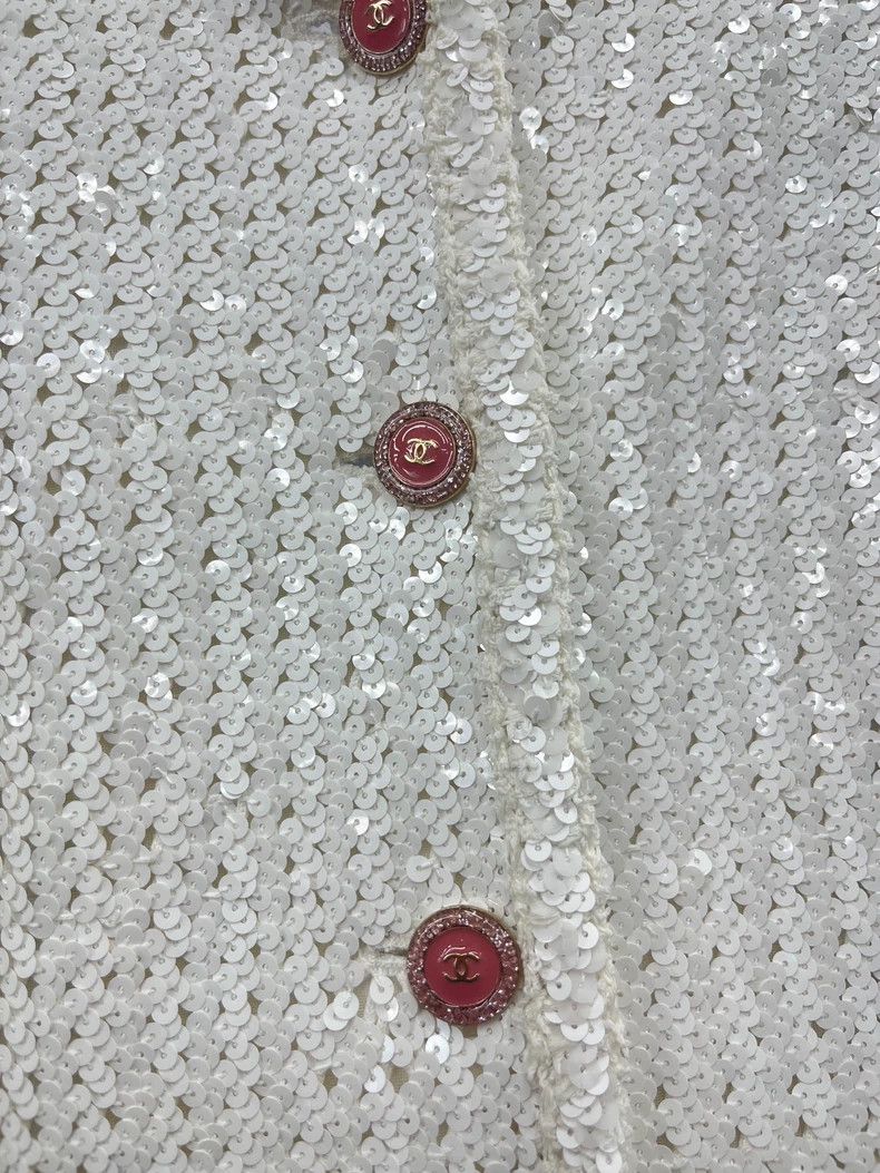 Chanel Chanel 22S White Sequin Jacket Size US M / EU 48-50 / 2 - 2 Thumbnail