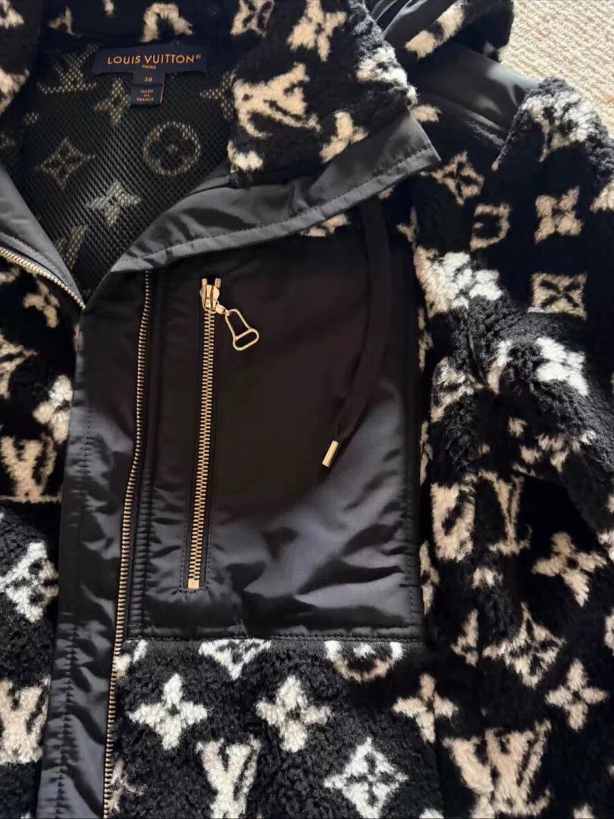 Louis Vuitton Louis Vuitton Monogram Teddy Coat Size US M / EU 48-50 / 2 - 5 Thumbnail