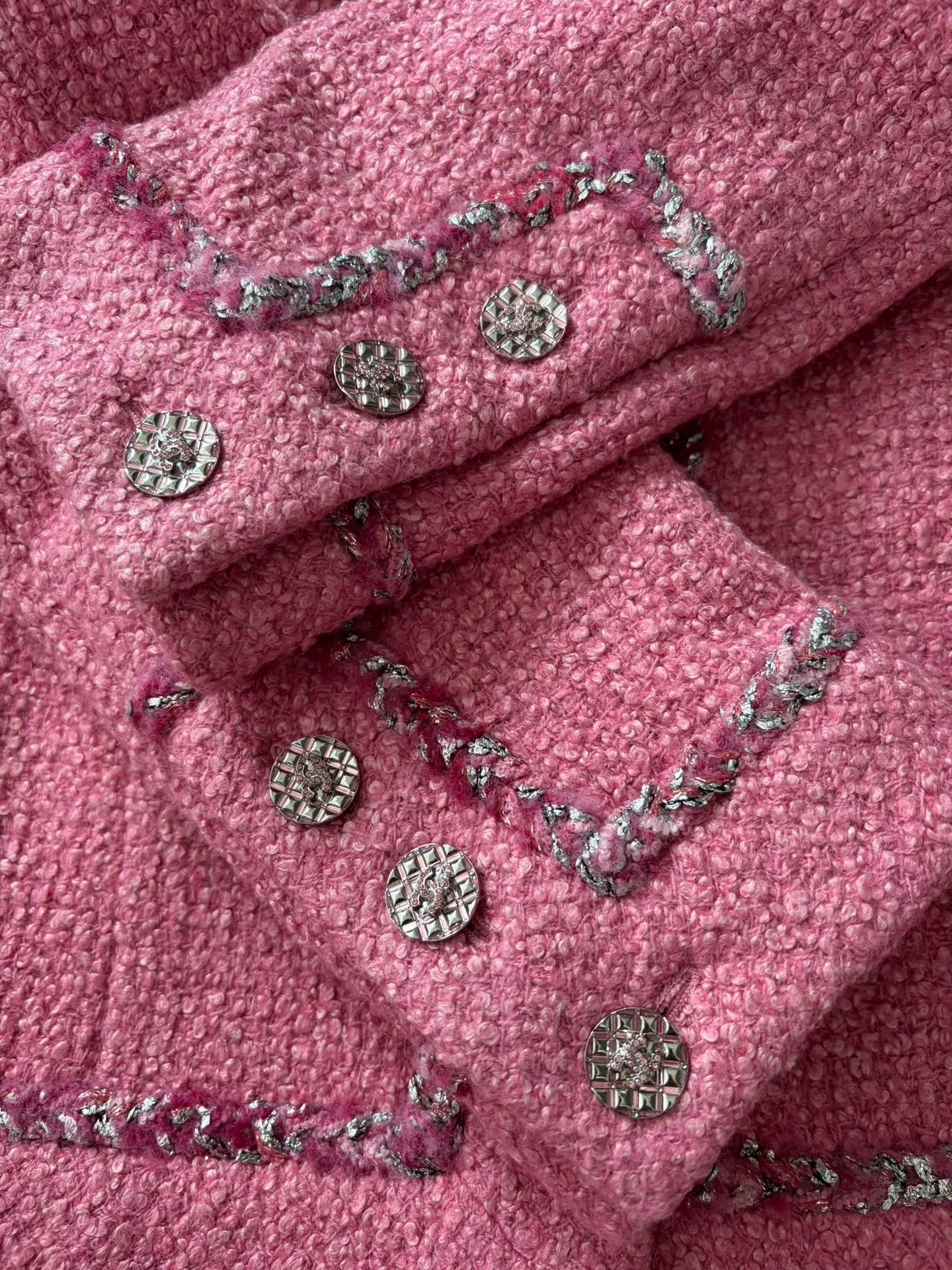 Chanel Chanel 22A Pink Tweed Mid-Length Coat Size US S / EU 44-46 / 1 - 4 Thumbnail