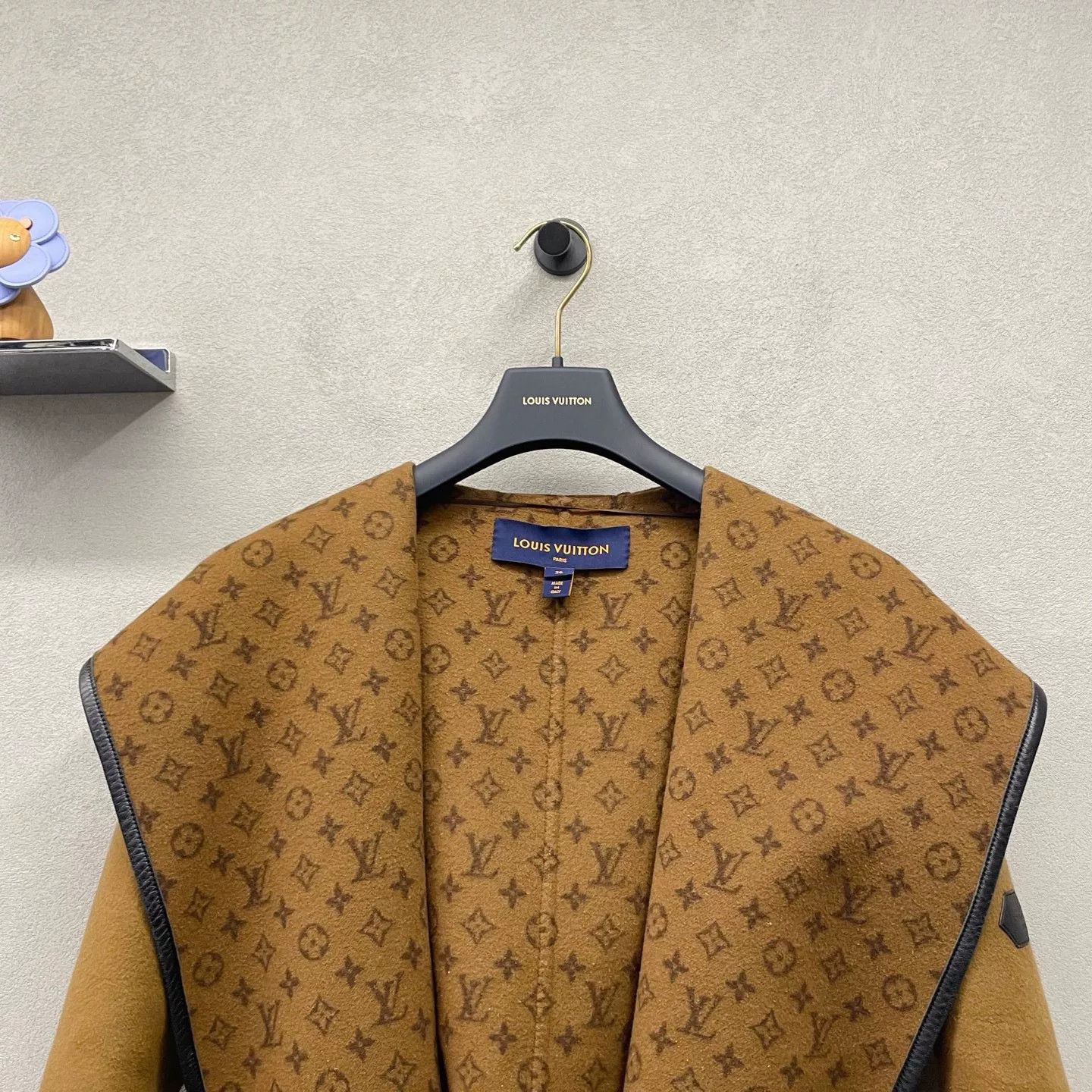 Louis Vuitton Louis Vuitton Brown Monogram Robe Coat Size US M / EU 48-50 / 2 - 4 Thumbnail