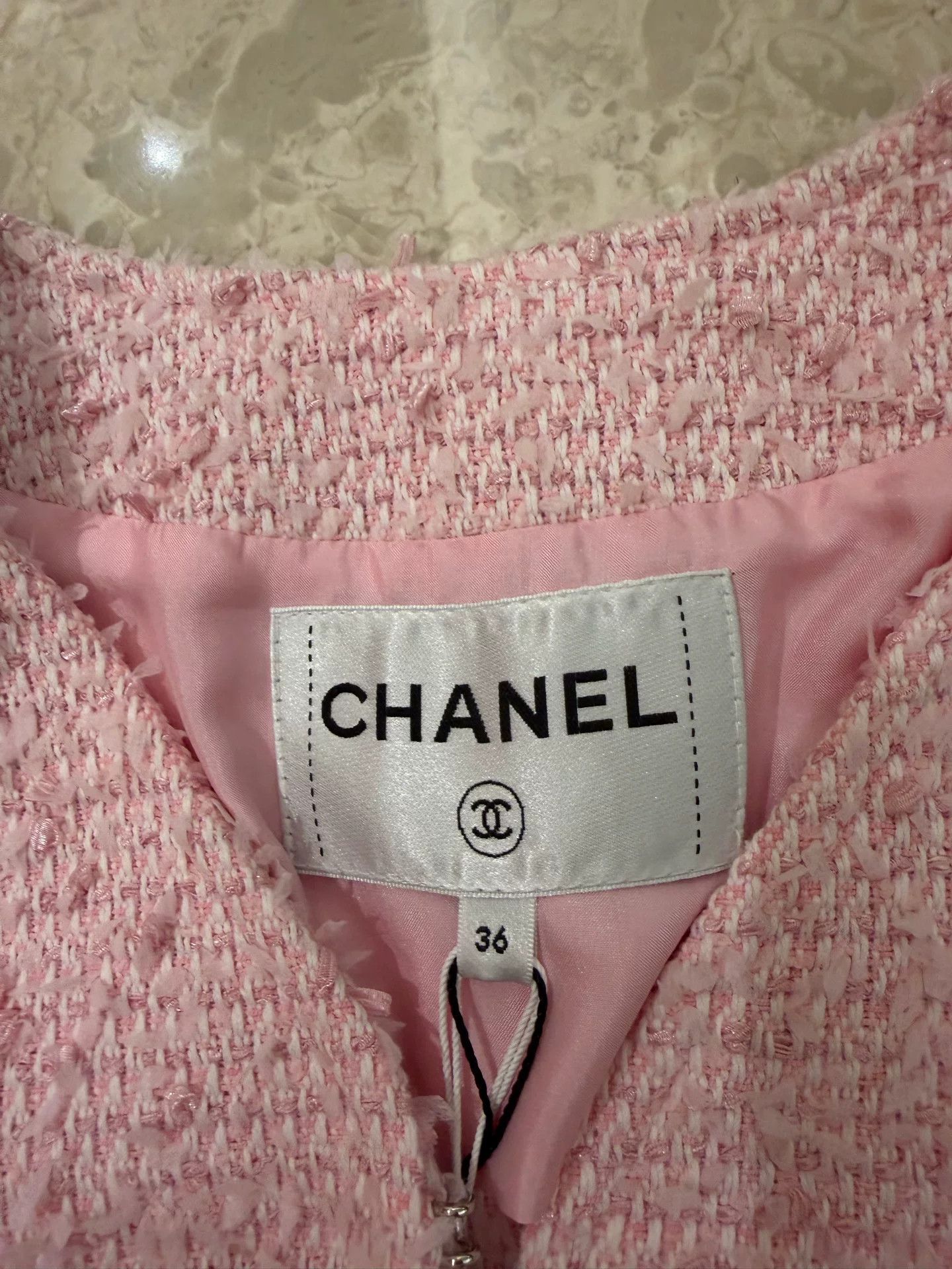 Chanel Chanel 21C Pink Tweed Long Coat Size US S / EU 44-46 / 1 - 3 Thumbnail