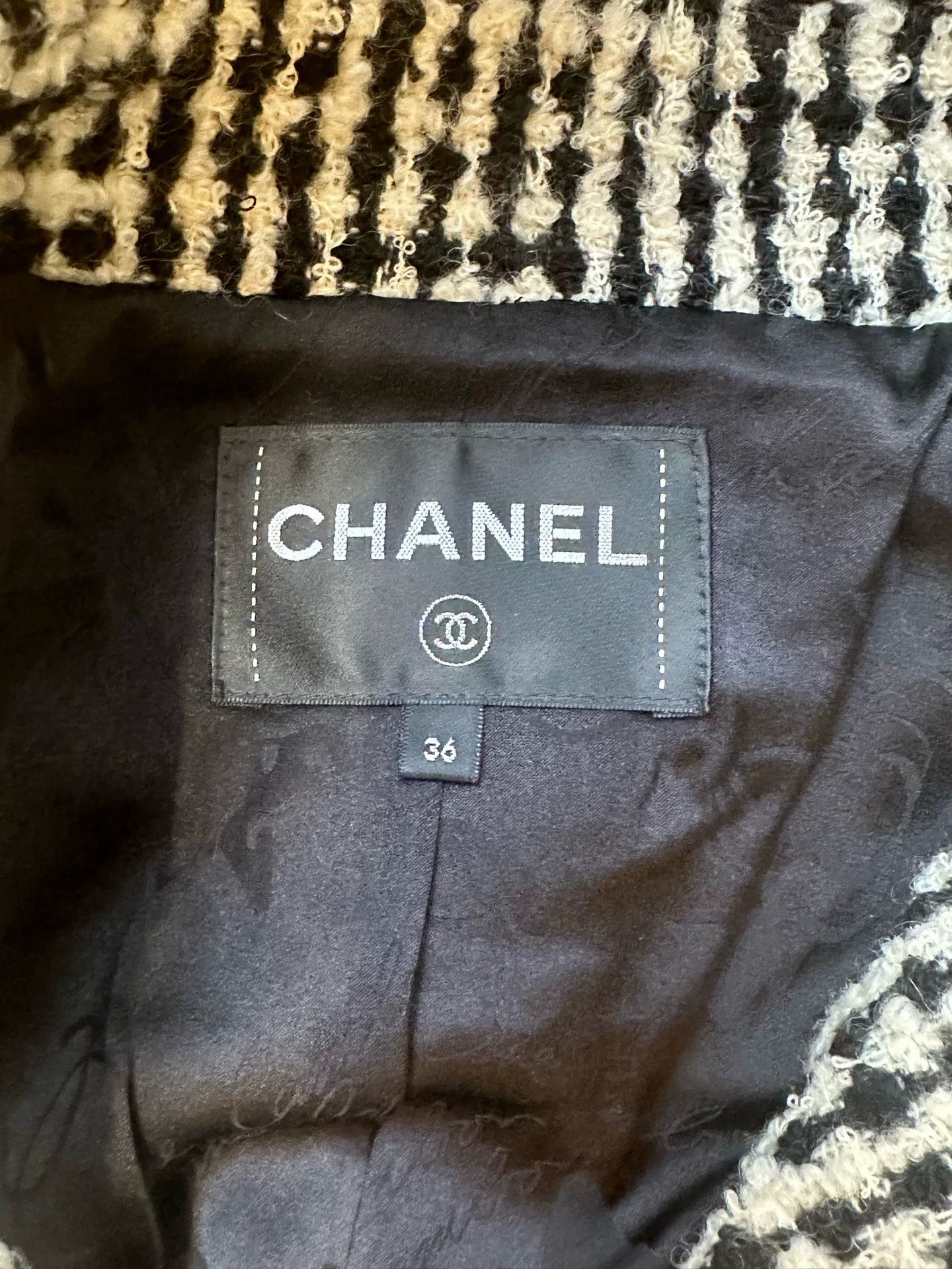 Chanel Chanel 2016 Roman Series Plaid Coat Size US M / EU 48-50 / 2 - 3 Thumbnail