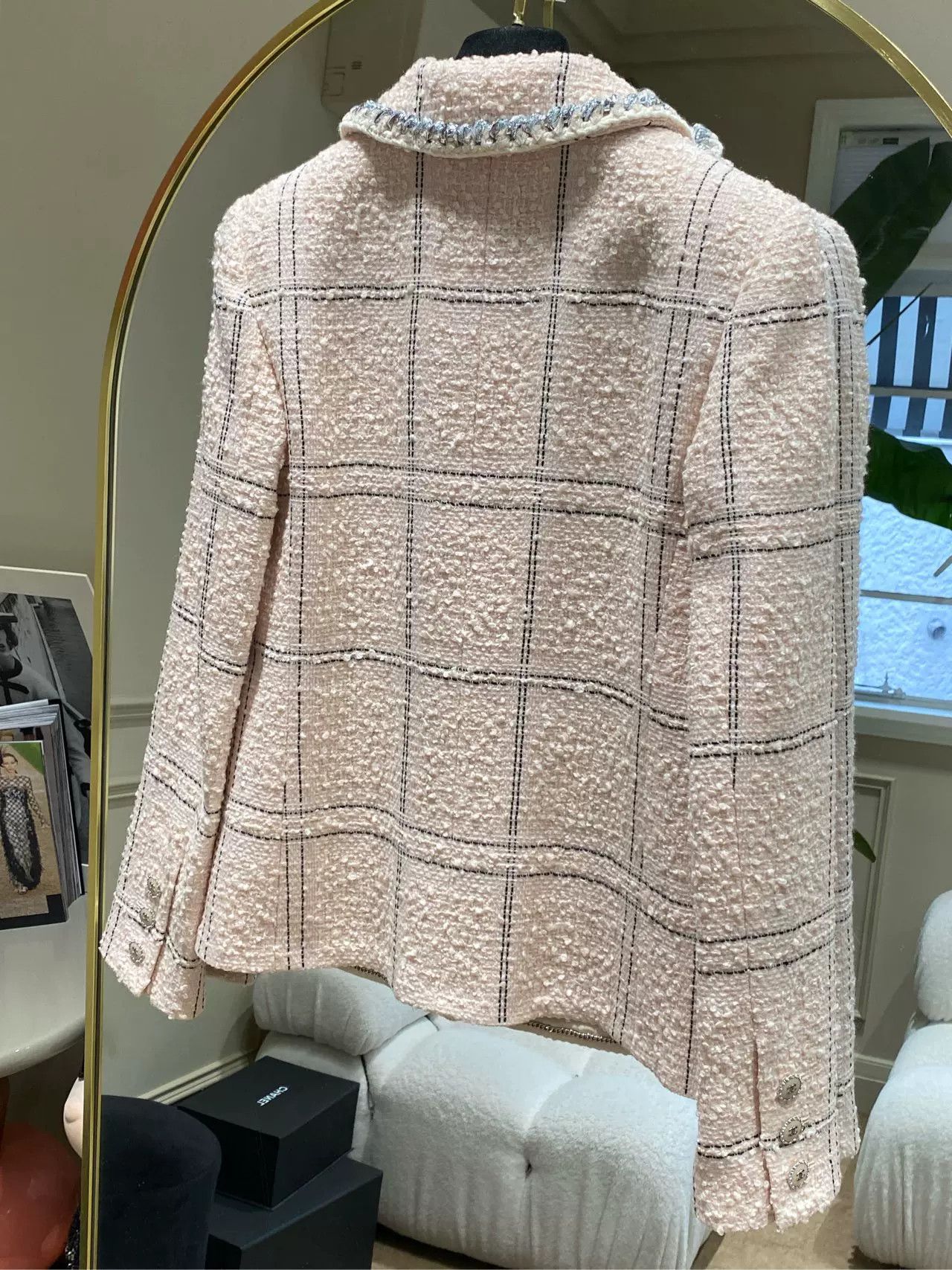 Chanel Chanel 21B Pink Tweed Jacket FR34 Size US XS / EU 42 / 0 - 4 Thumbnail