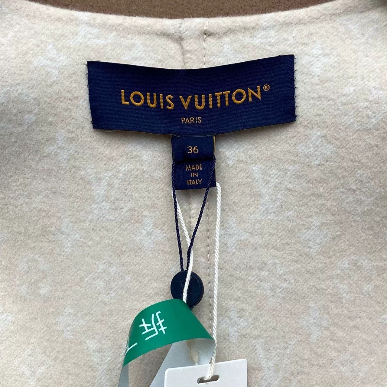Louis Vuitton Louis Vuitton Beige Monogram Long Coat Size US M / EU 48-50 / 2 - 4 Thumbnail