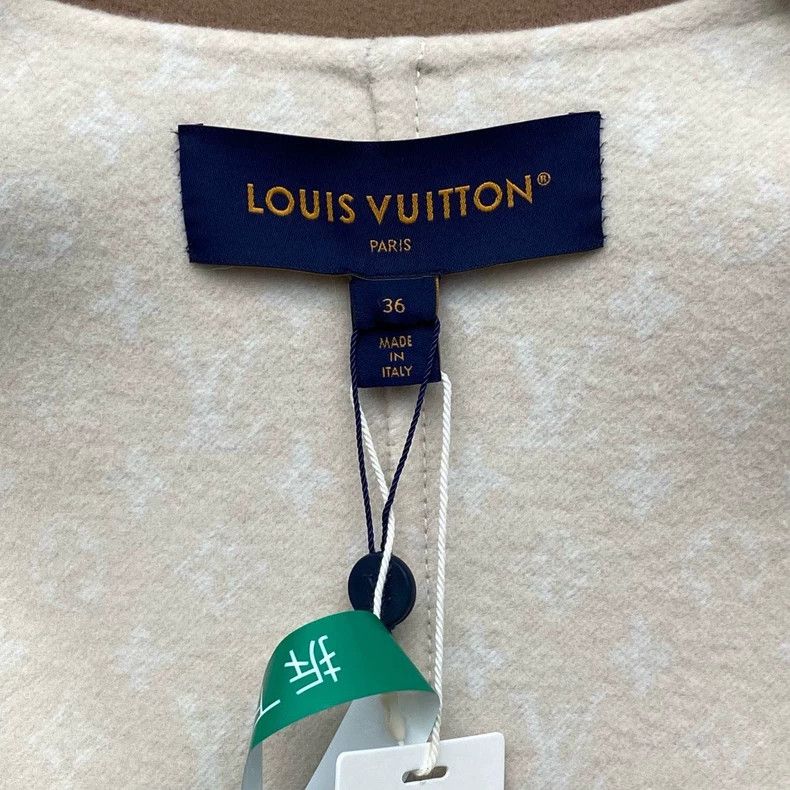 Louis Vuitton Louis Vuitton Monogram Long Coat 36 Size US XS / EU 42 / 0 - 4 Thumbnail