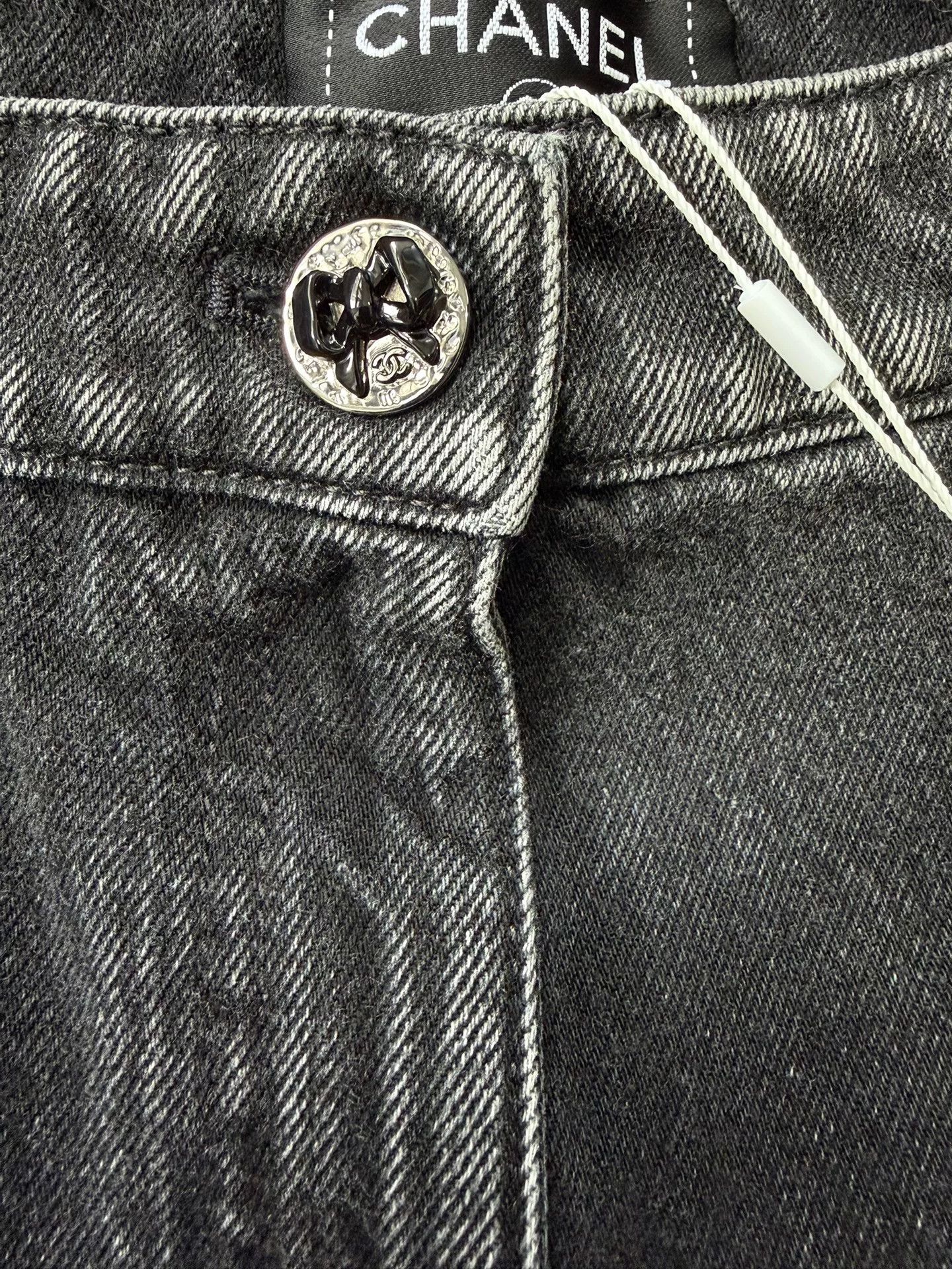 Chanel Chanel Black Bow Denim Jeans Size 38 Size US 38 / EU 54 - 3 Thumbnail