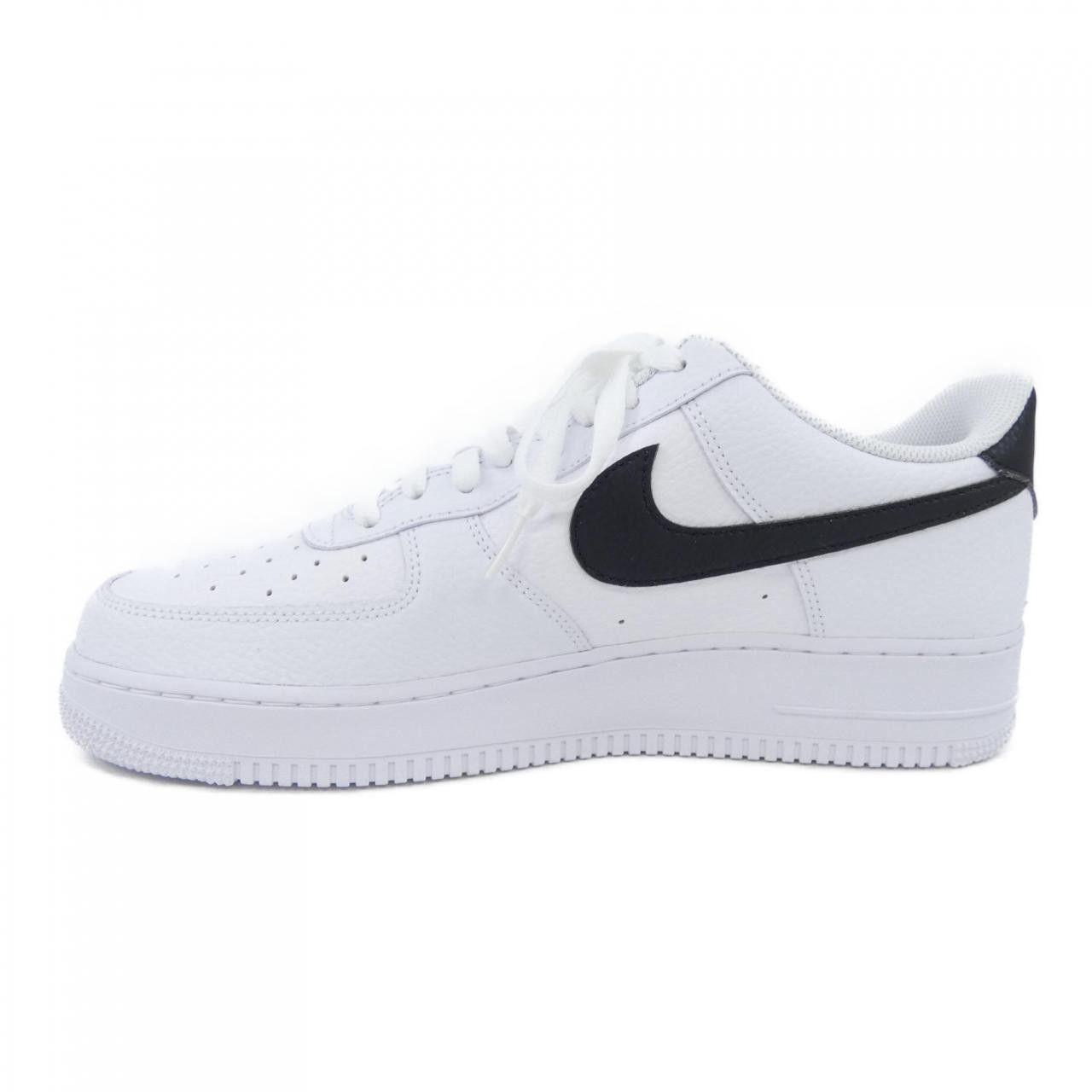 Other Other Nike Sneakers Others Shoes CT2302-100 DUTY FREE for USA Size ONE SIZE - 2 Thumbnail