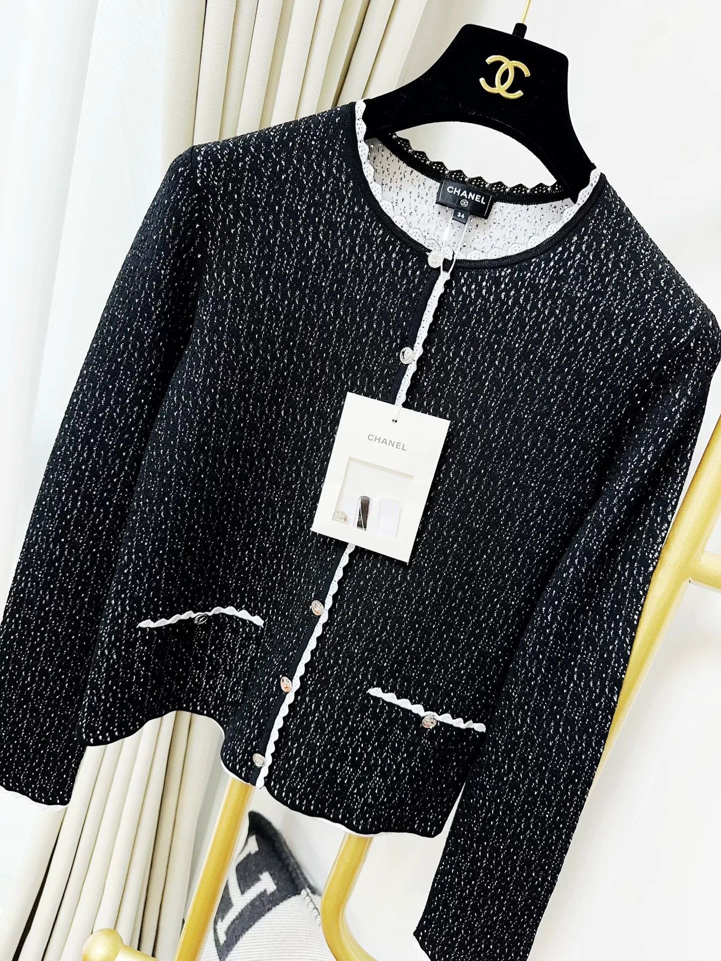 Chanel Chanel Black White Trim Knit Cardigan Size US XS / EU 42 / 0 - 2 Thumbnail