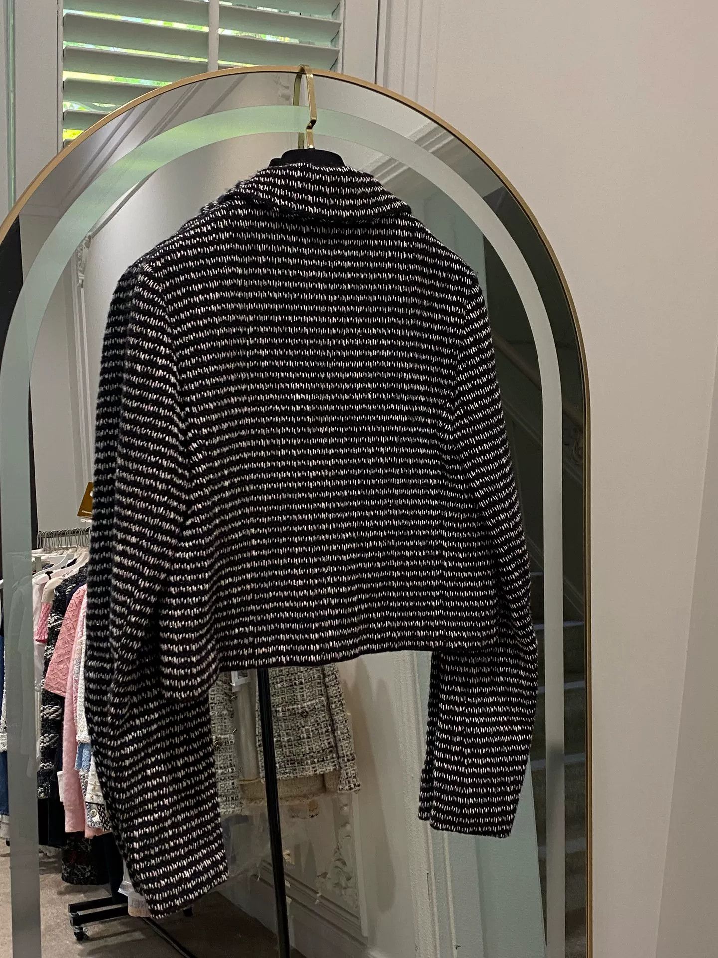 Chanel Chanel 2023 black and white plaid tweed jacket FR40 Size US M / EU 48-50 / 2 - 3 Thumbnail