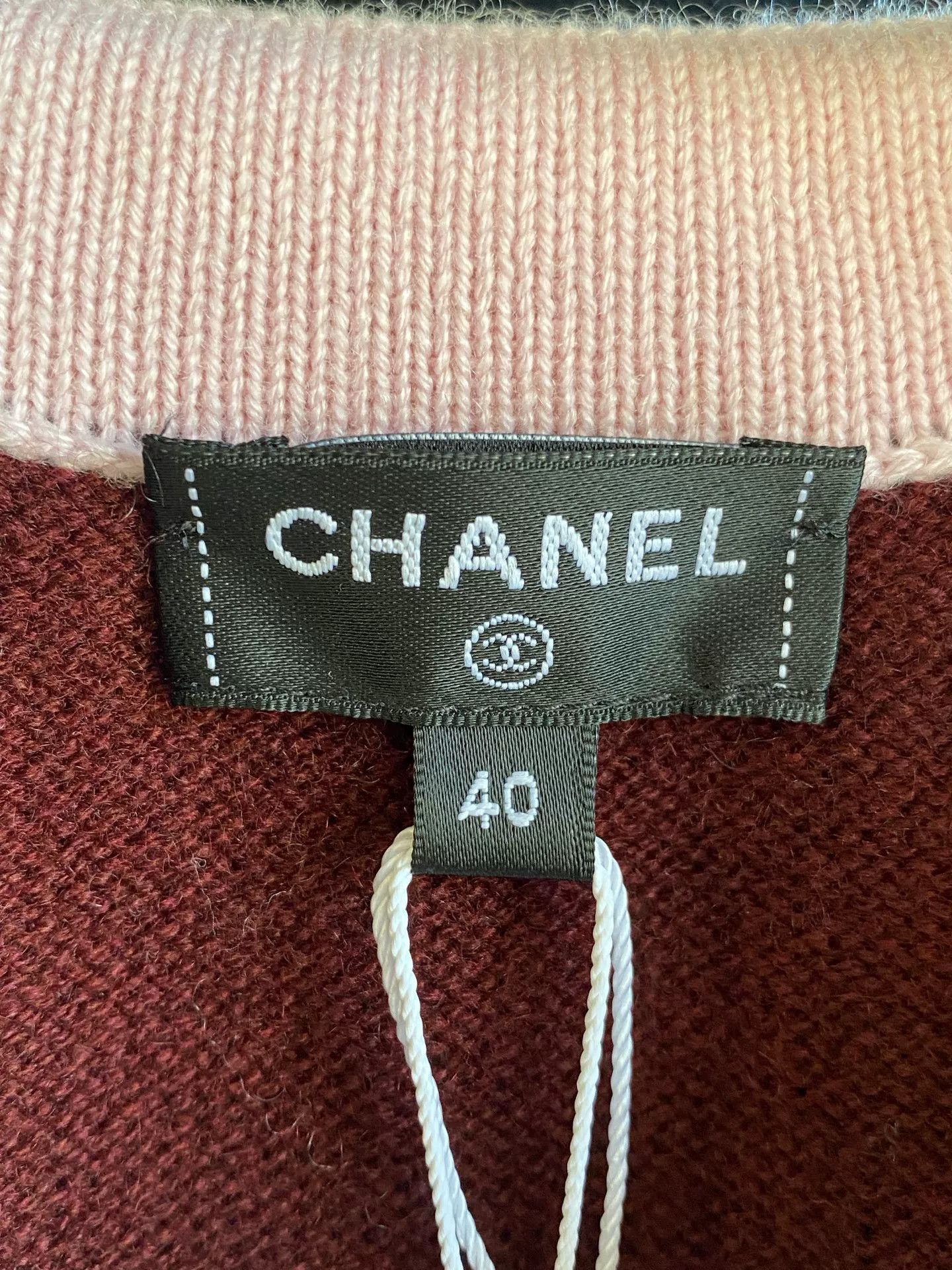 Chanel Chanel 25 Burgundy Knit Cardigan FR40 Size US XL / EU 56 / 4 - 3 Thumbnail